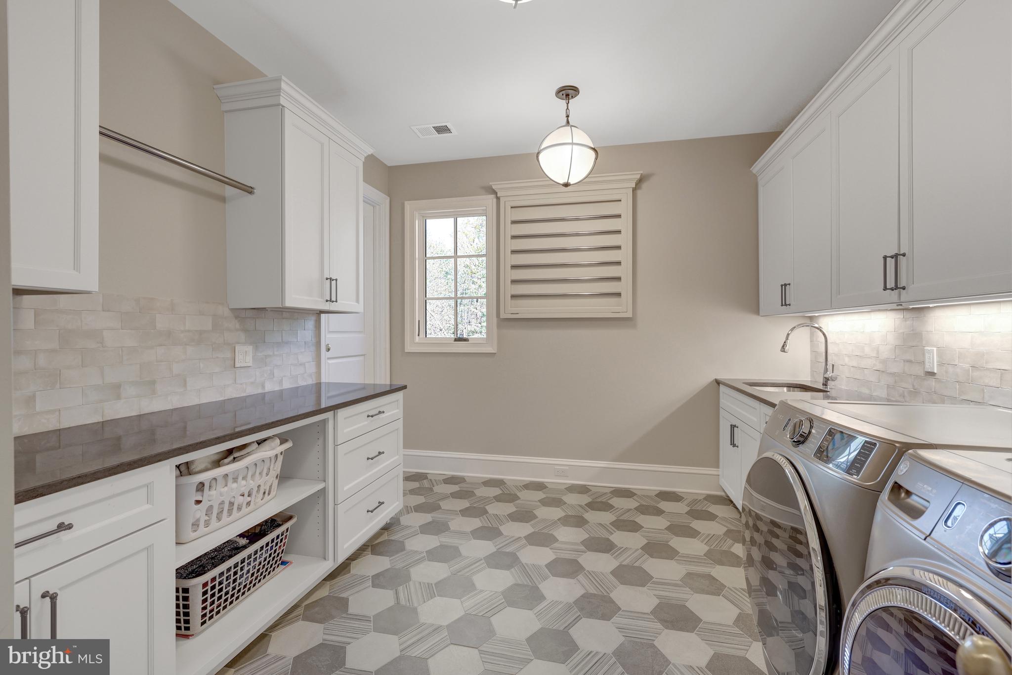 MACKALL FARMS - Residential