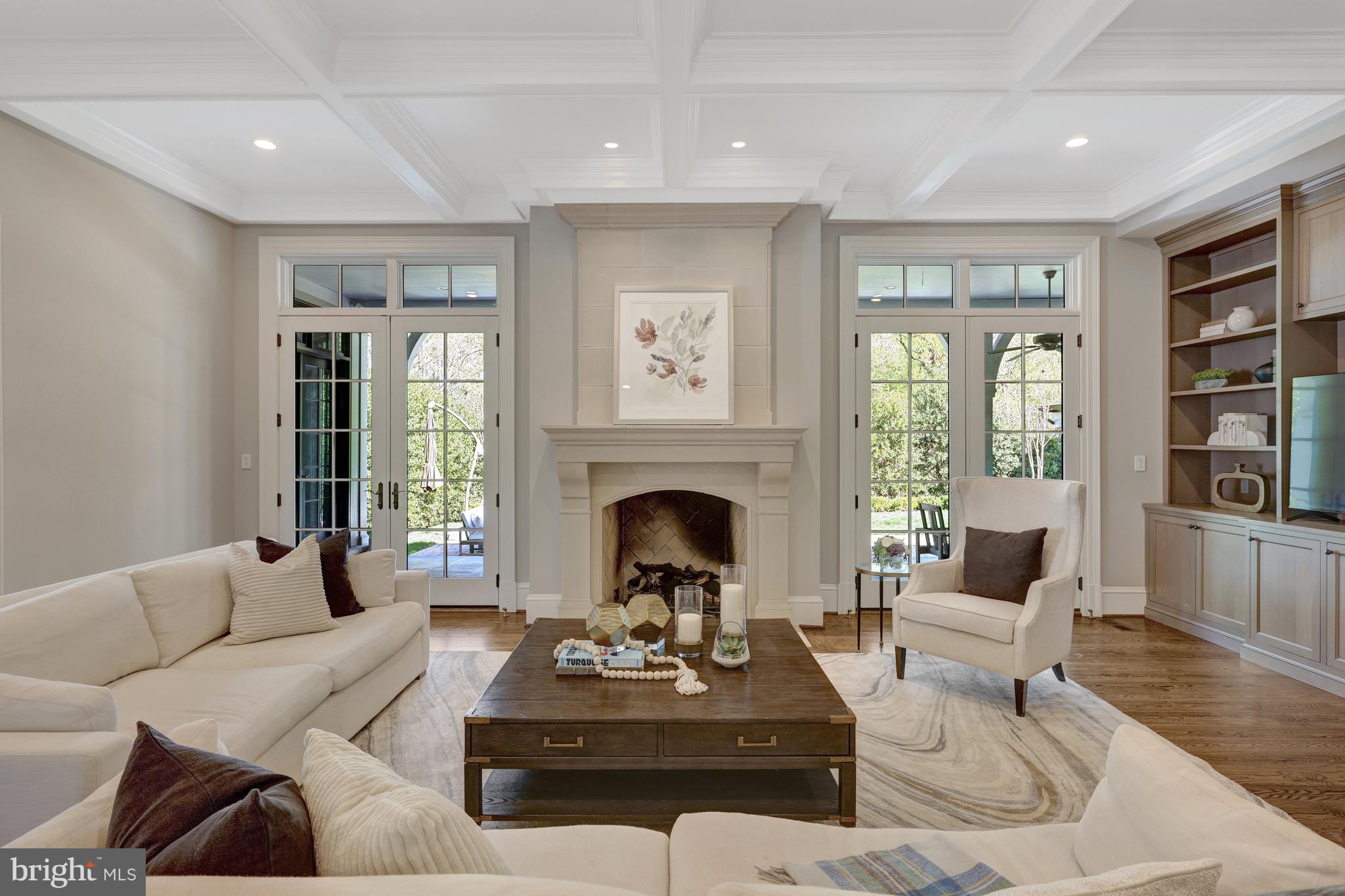 MACKALL FARMS - Residential