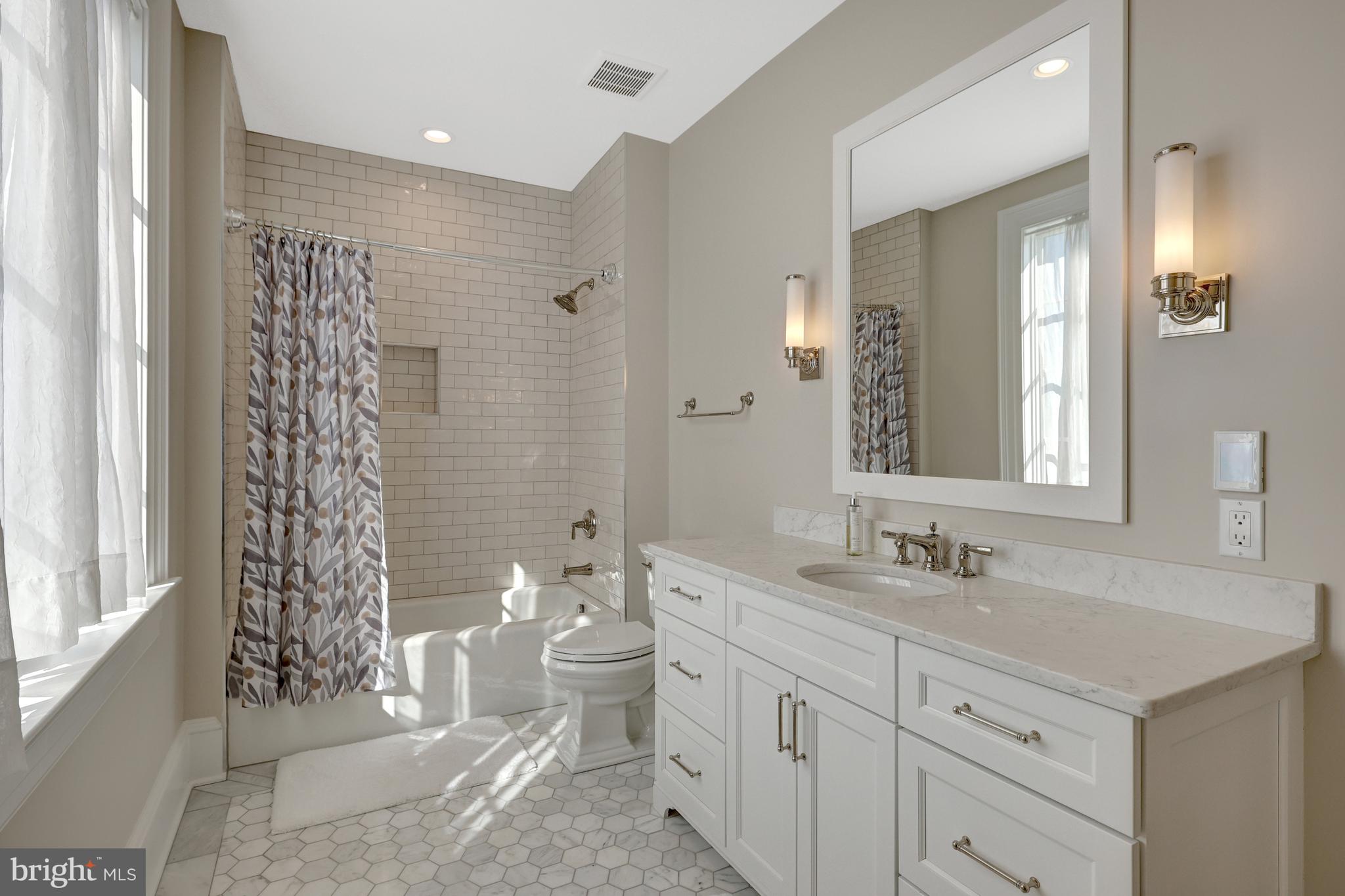 MACKALL FARMS - Residential