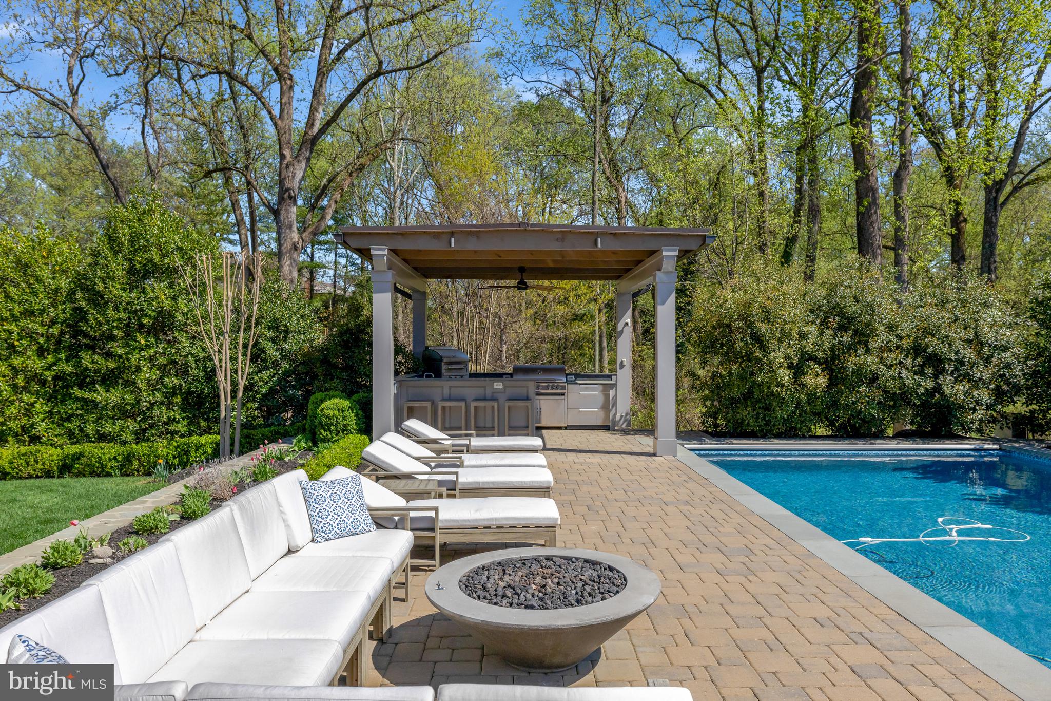 MACKALL FARMS - Residential