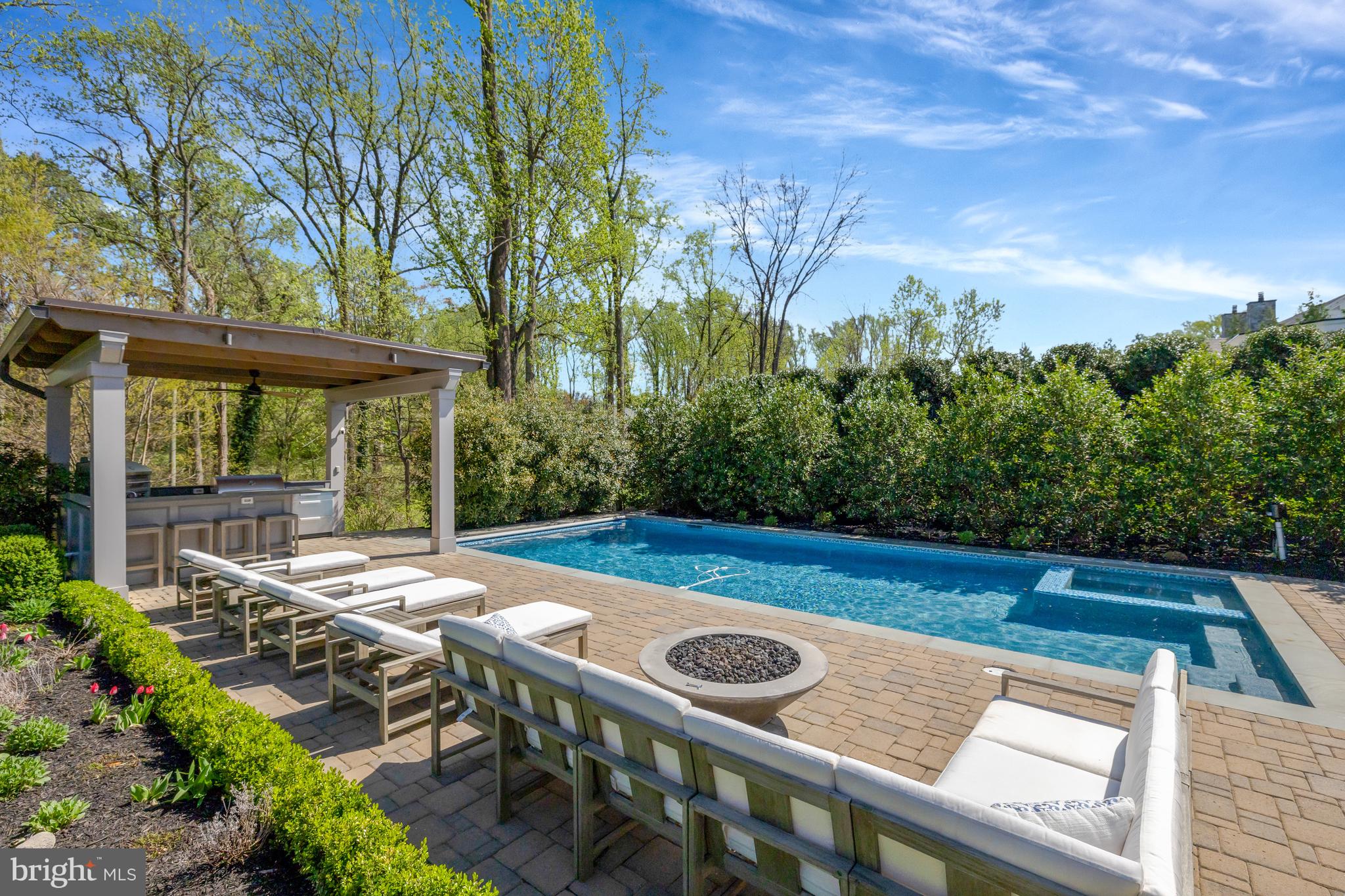 MACKALL FARMS - Residential