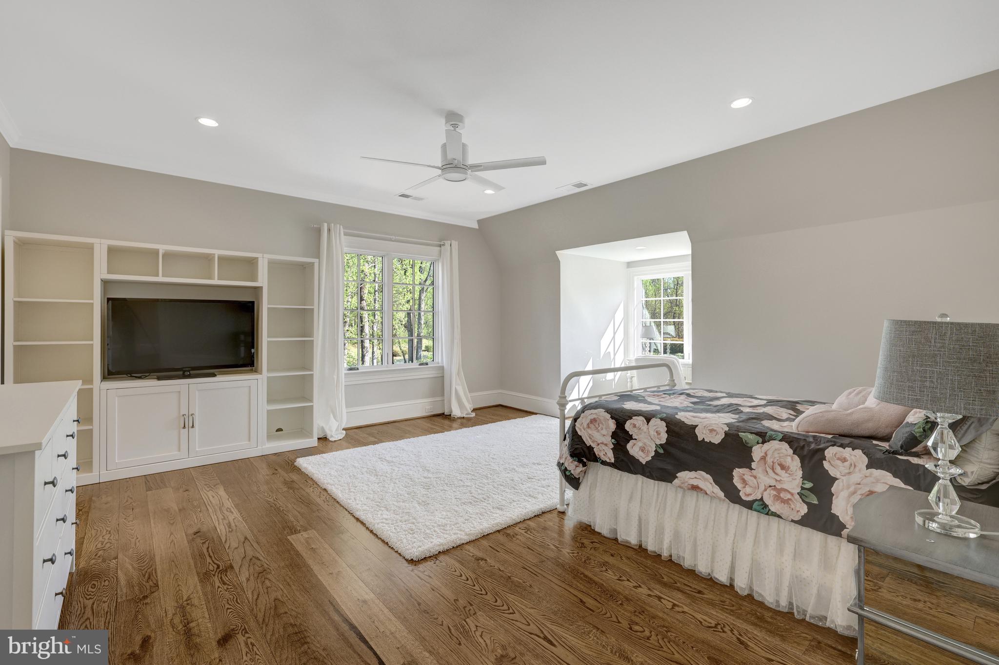 MACKALL FARMS - Residential