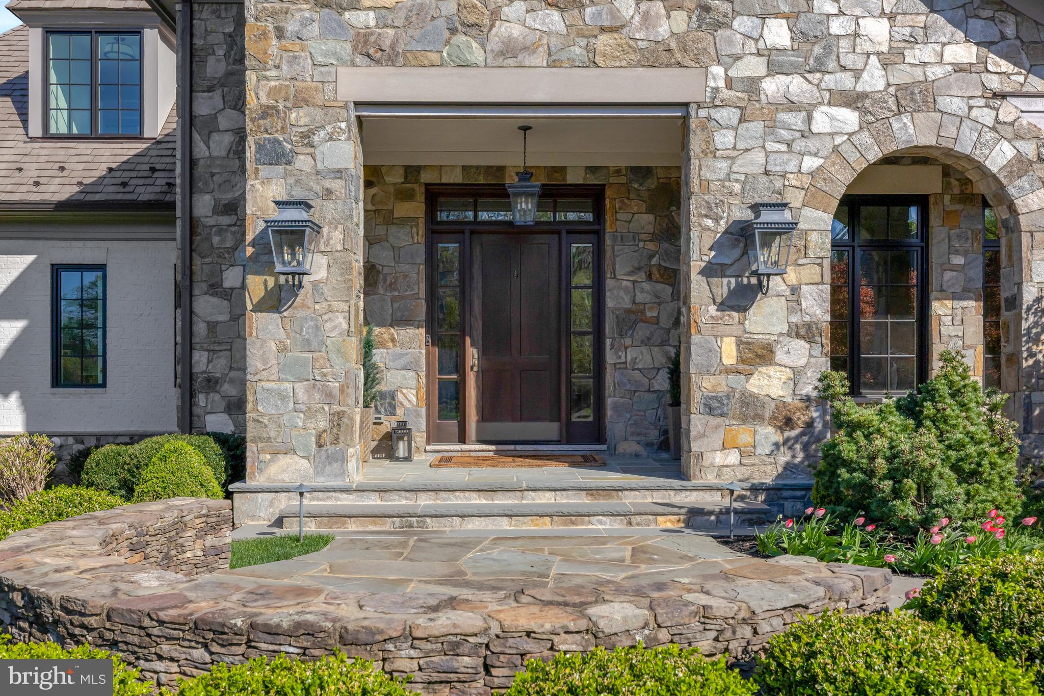954 MACKALL FARMS LANE
