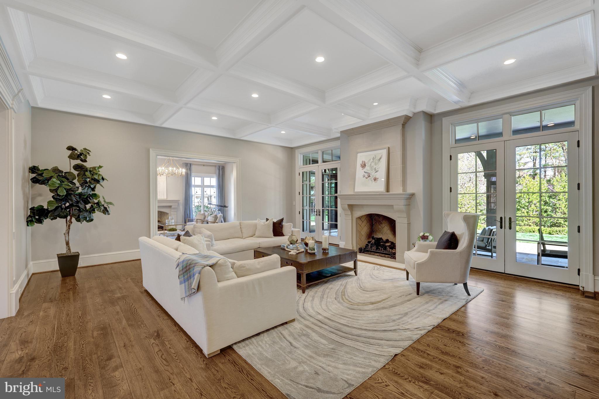 MACKALL FARMS - Residential