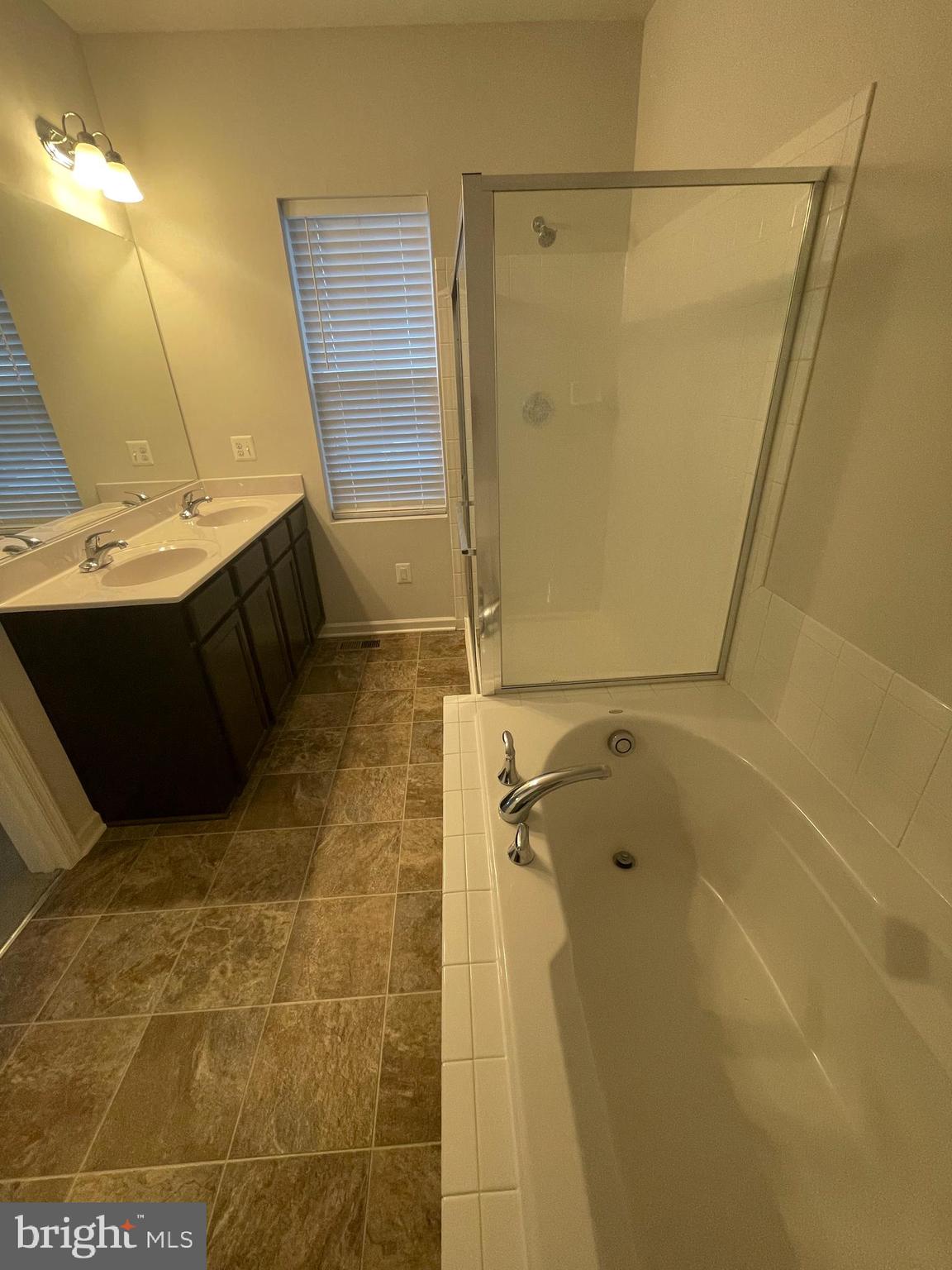 SNOWDEN BRIDGE - Residential Lease