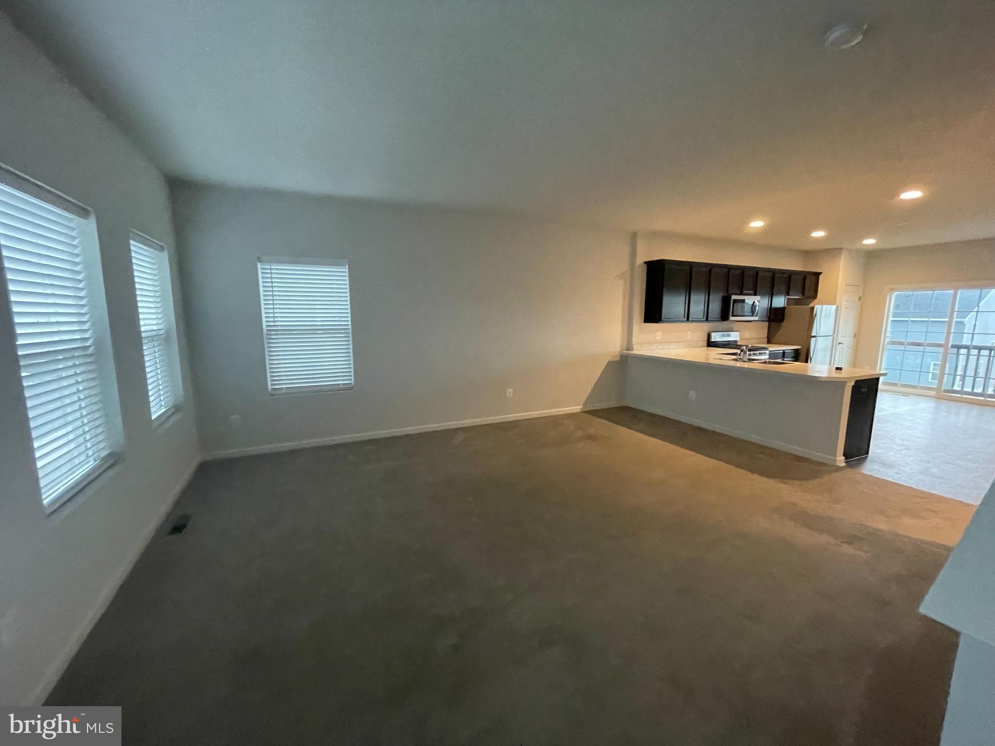 SNOWDEN BRIDGE - Residential Lease