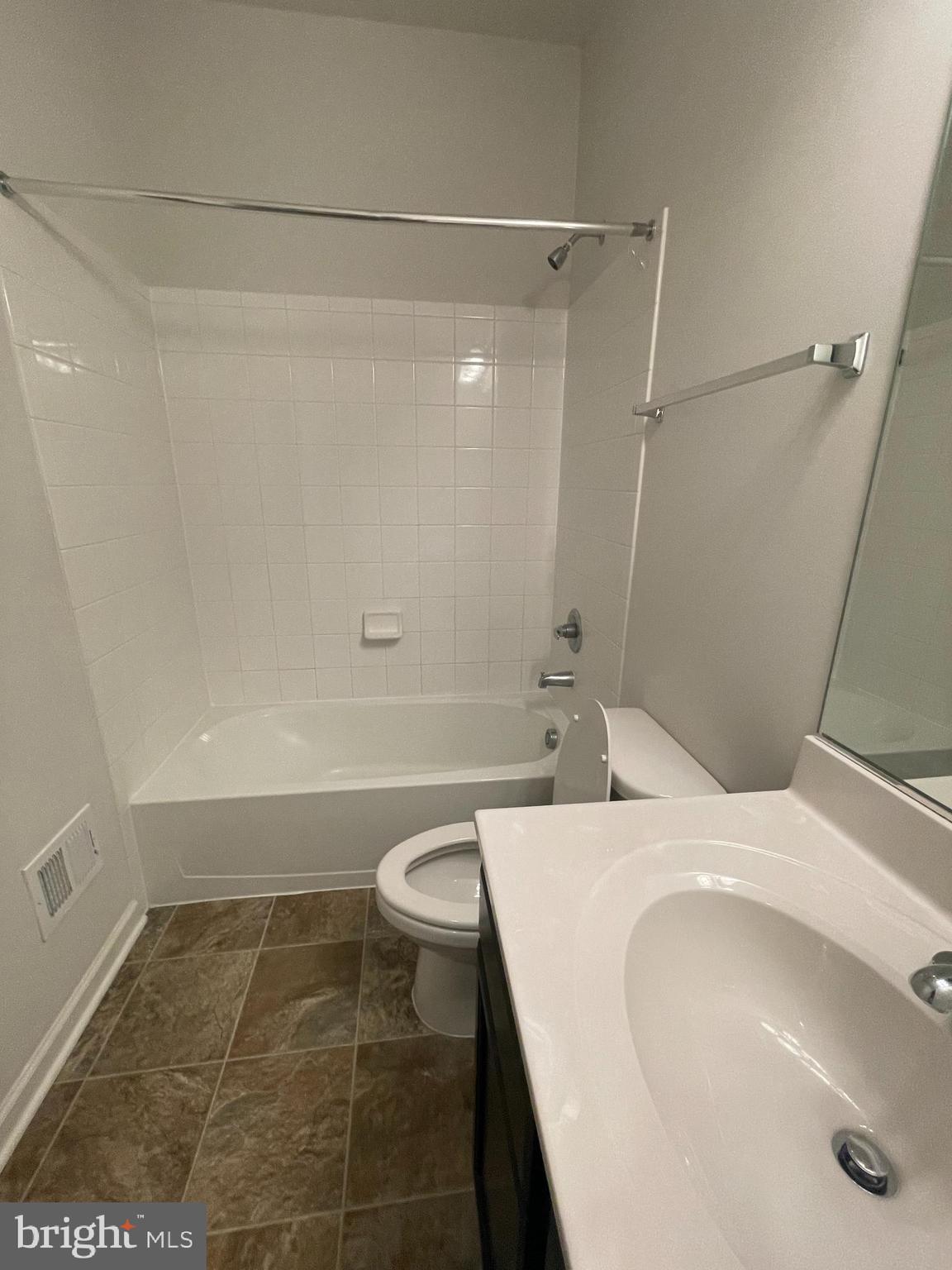 SNOWDEN BRIDGE - Residential Lease