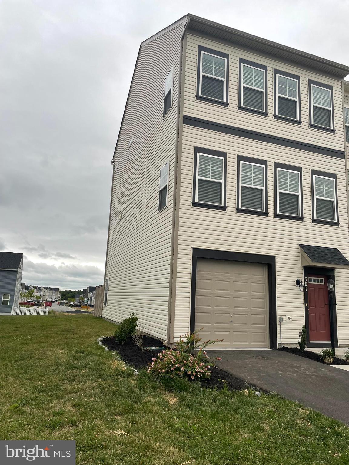 SNOWDEN BRIDGE - Residential Lease