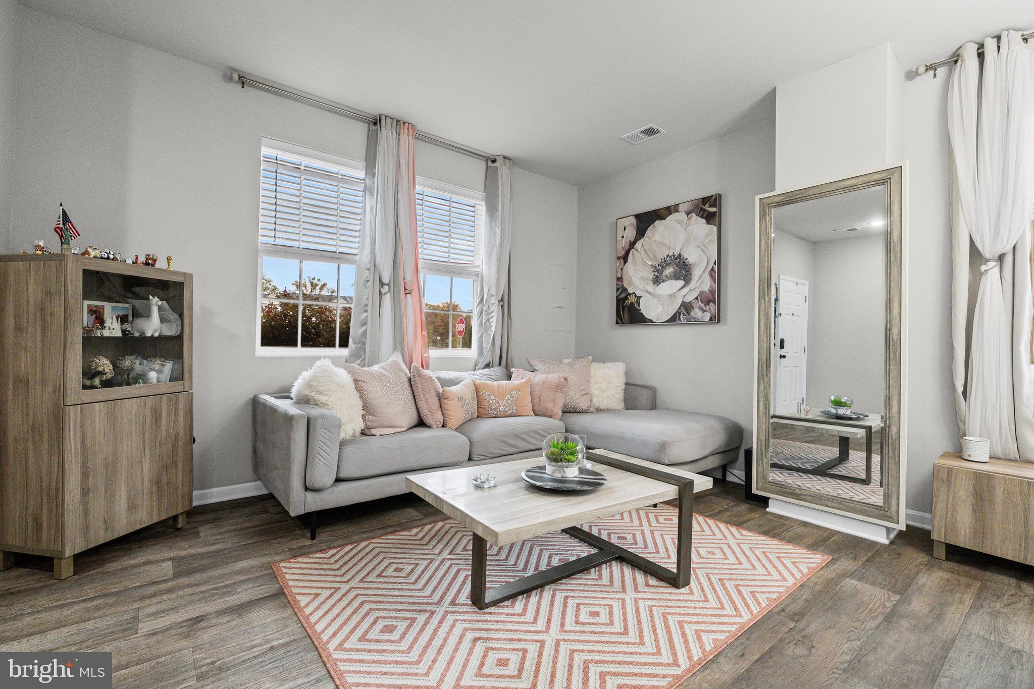 TRIMBLE MEADOWS - Residential Lease