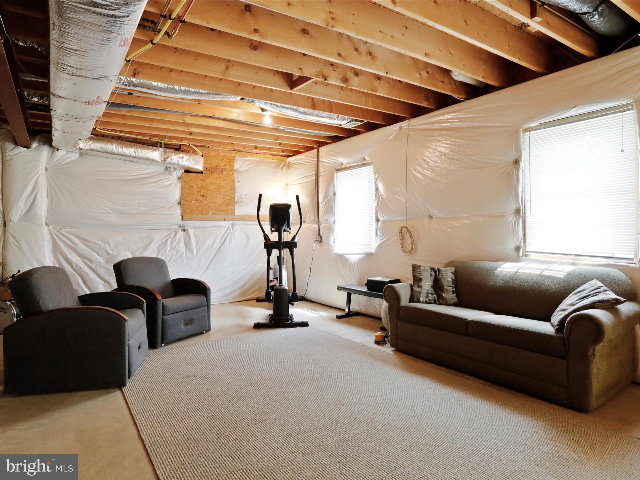 LOCUST HILL - Residential