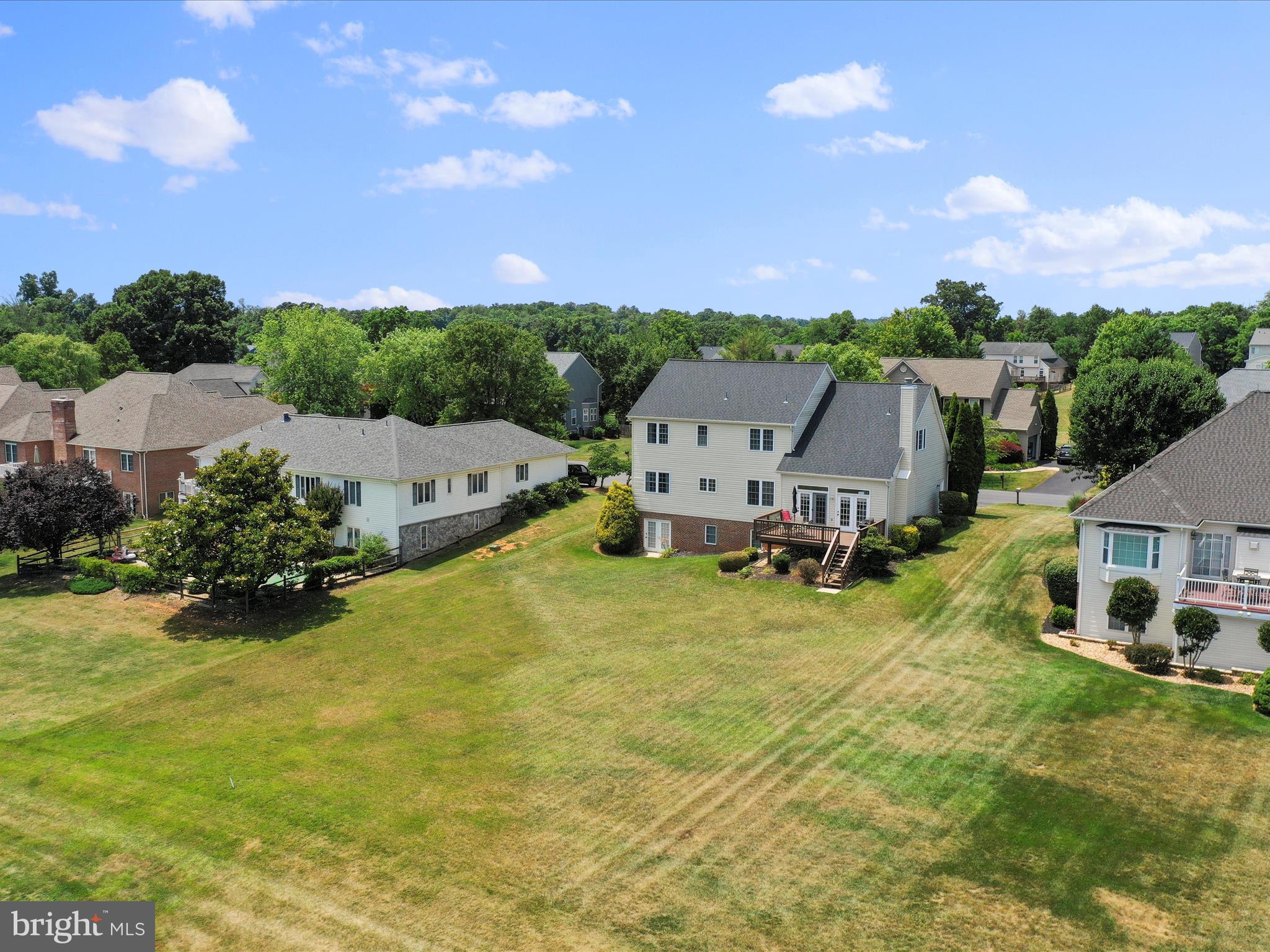 LOCUST HILL - Residential