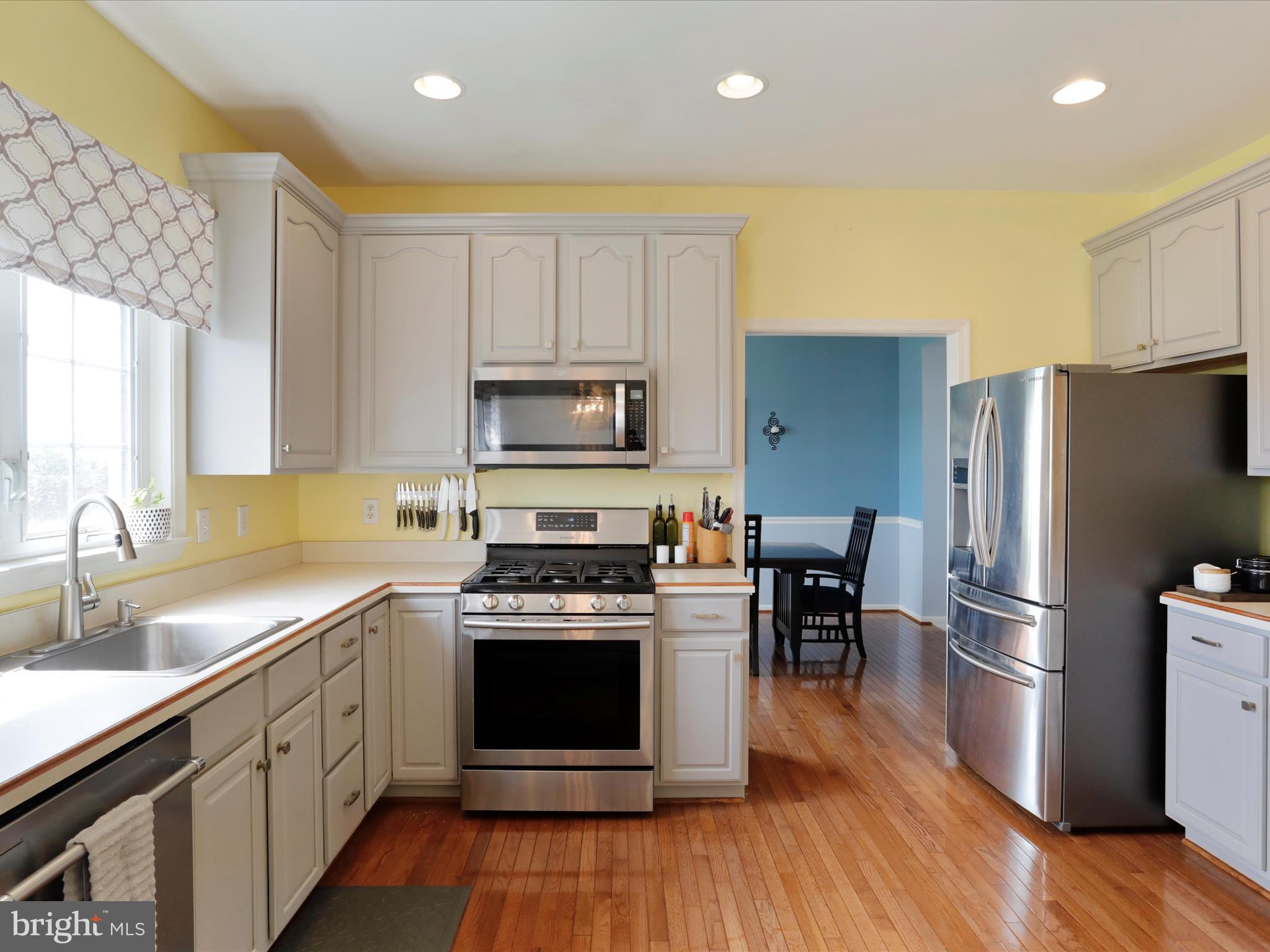 LOCUST HILL - Residential