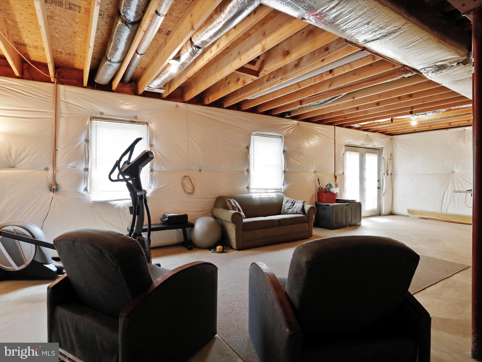 LOCUST HILL - Residential