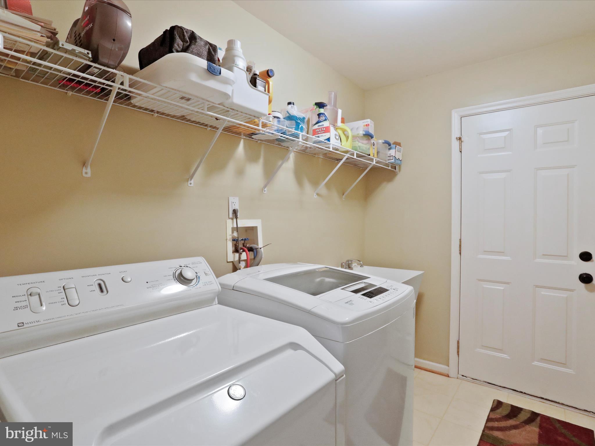 LOCUST HILL - Residential