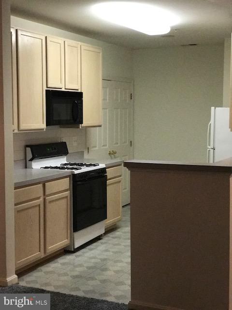 HOLLINGTON - Residential