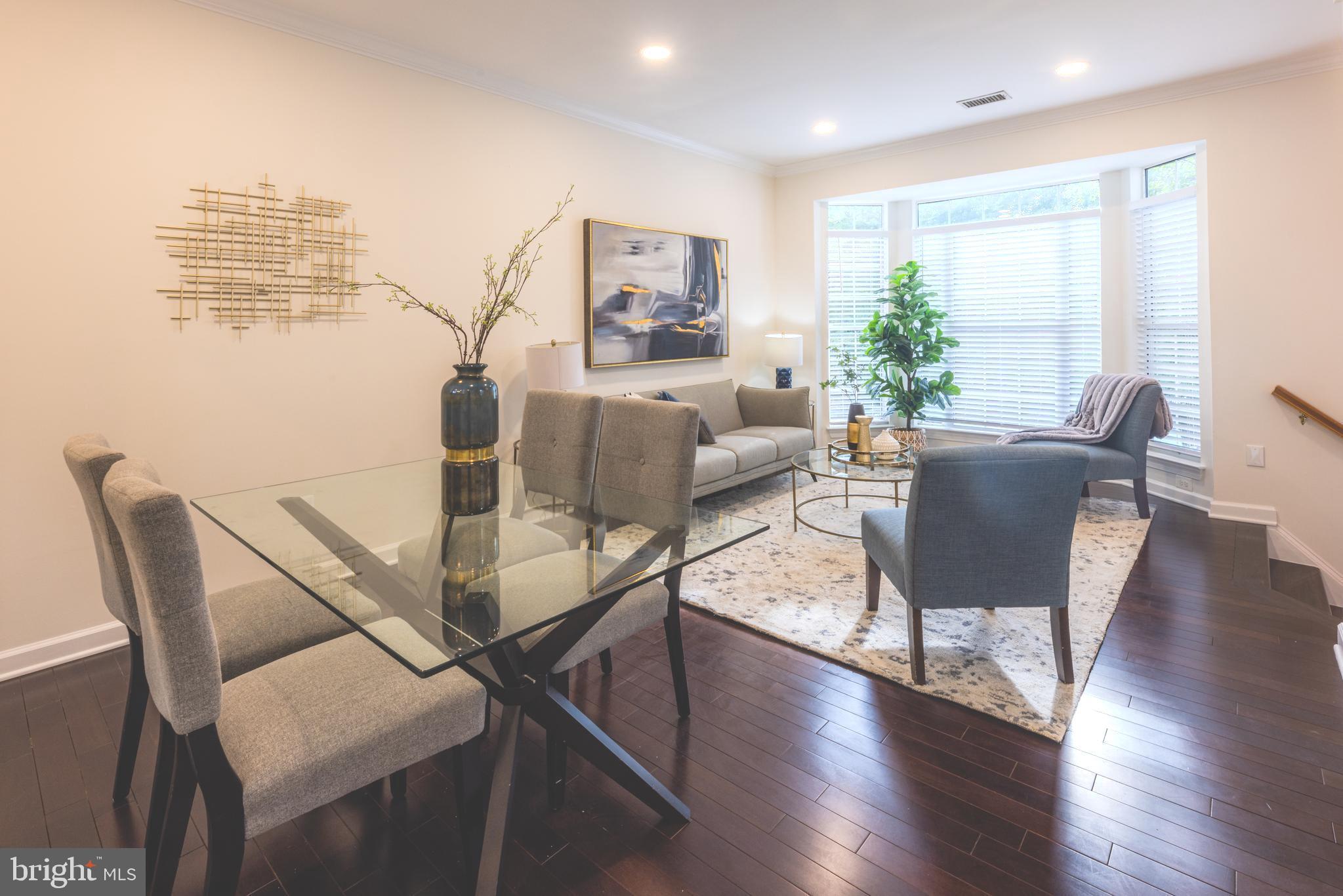 LOWES ISLAND - Residential