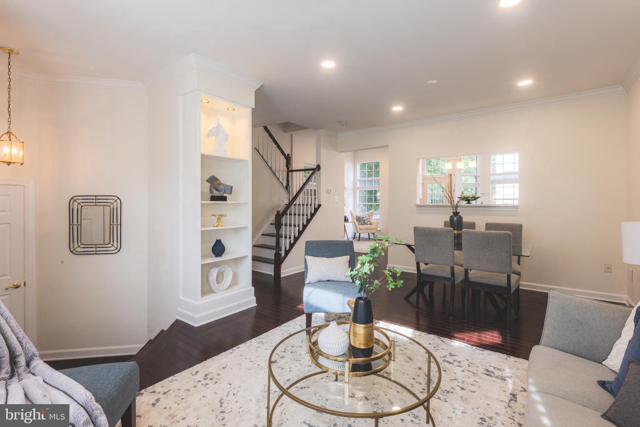 LOWES ISLAND - Residential