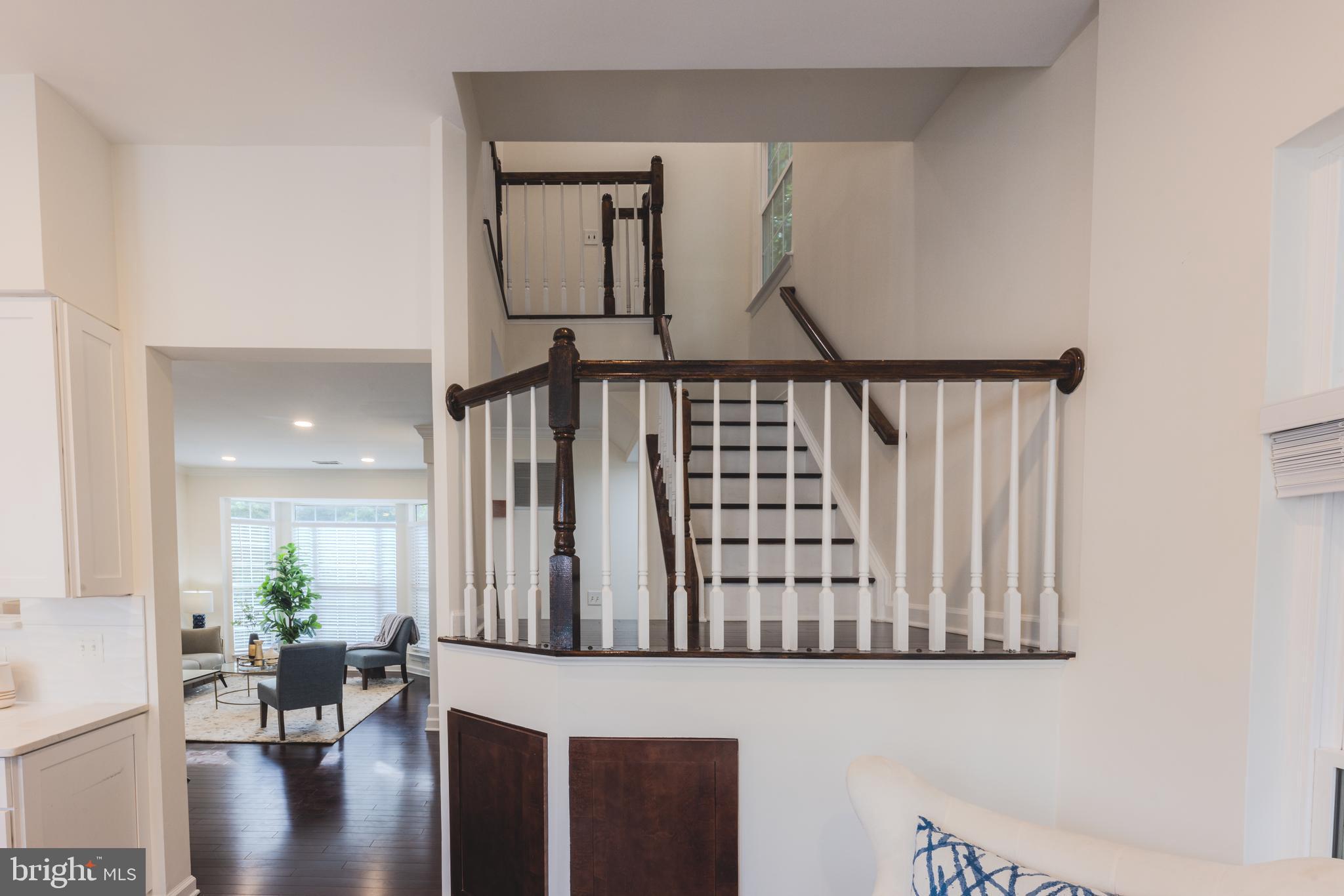 LOWES ISLAND - Residential