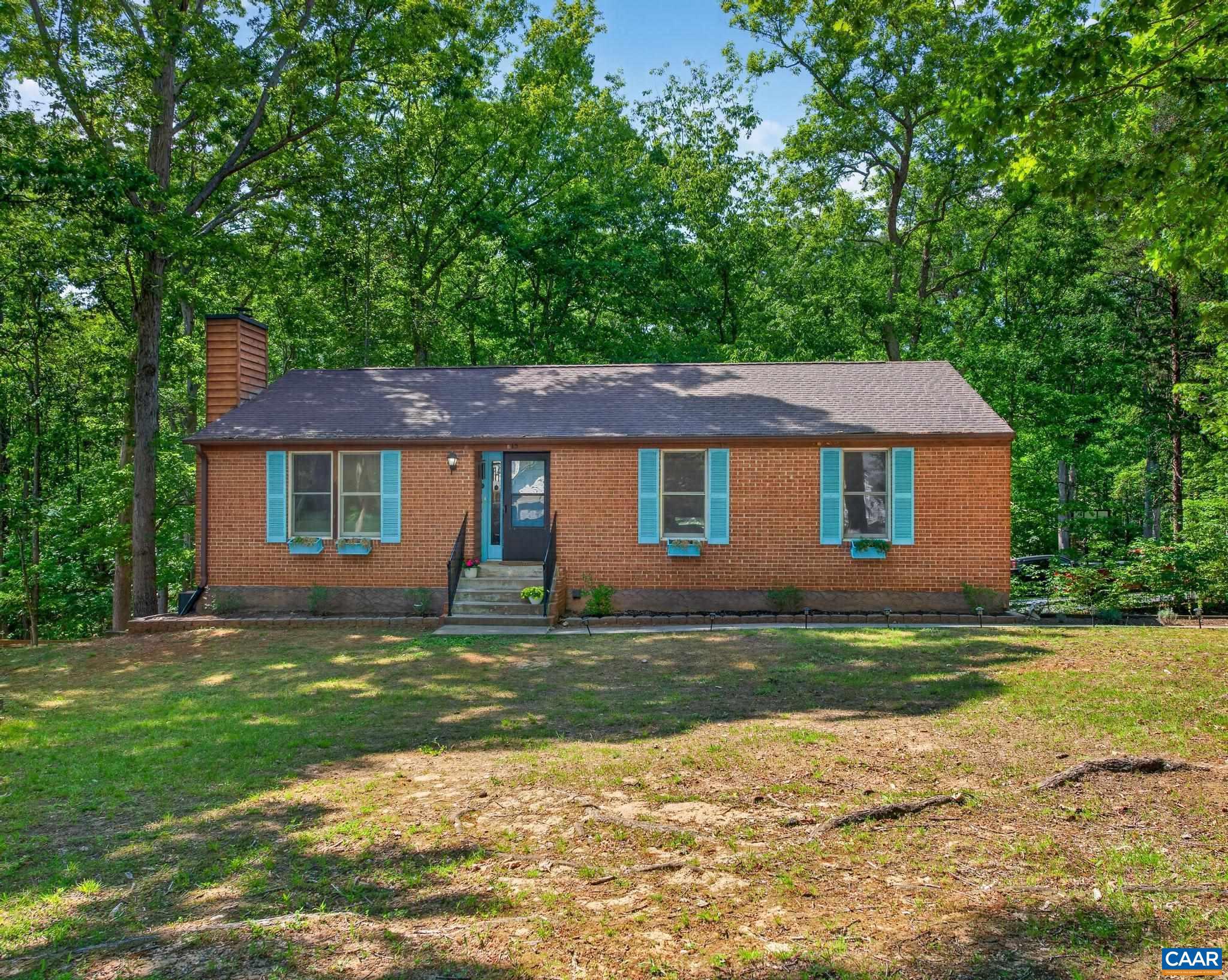 LAKE MONTICELLO - Residential
