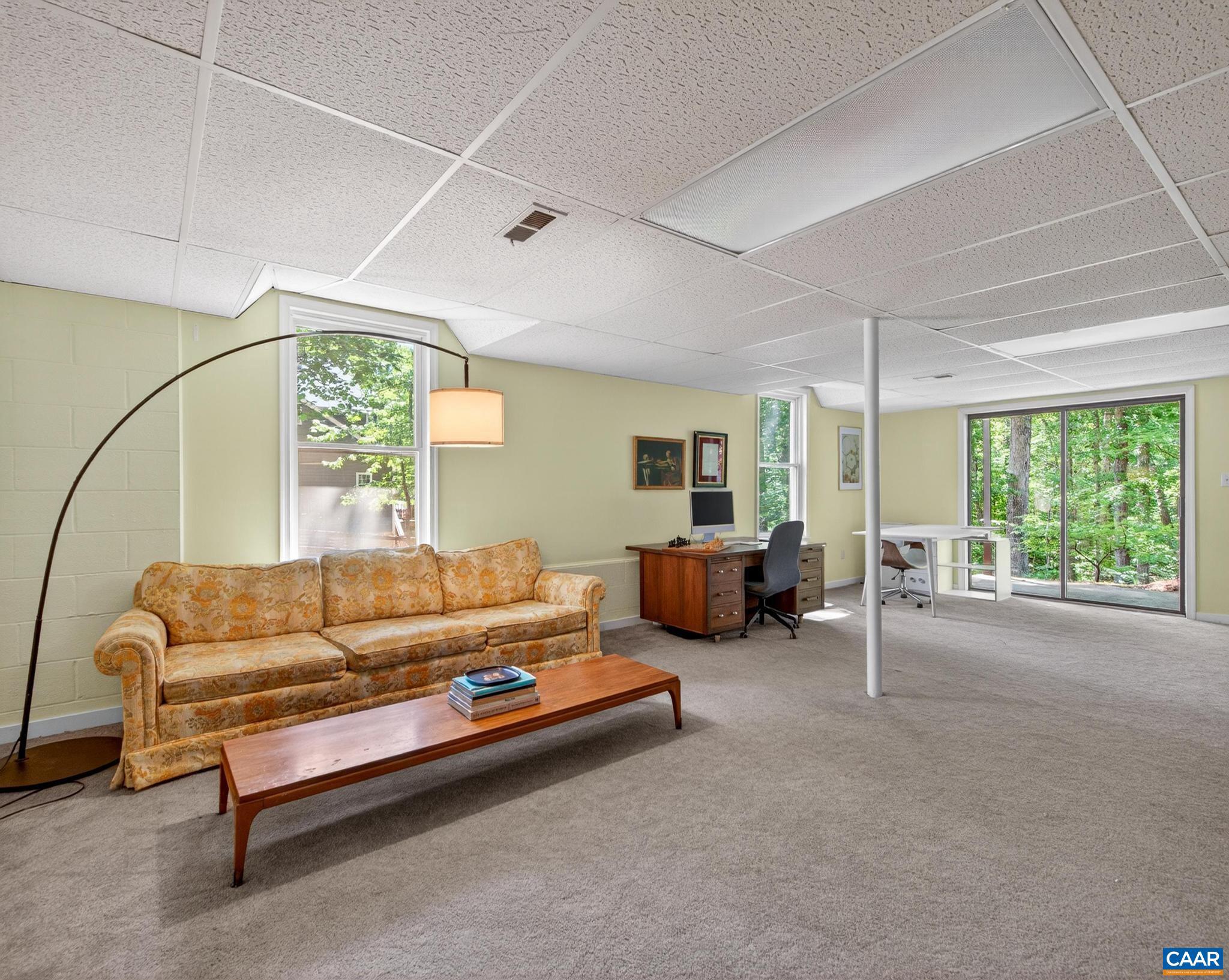 LAKE MONTICELLO - Residential