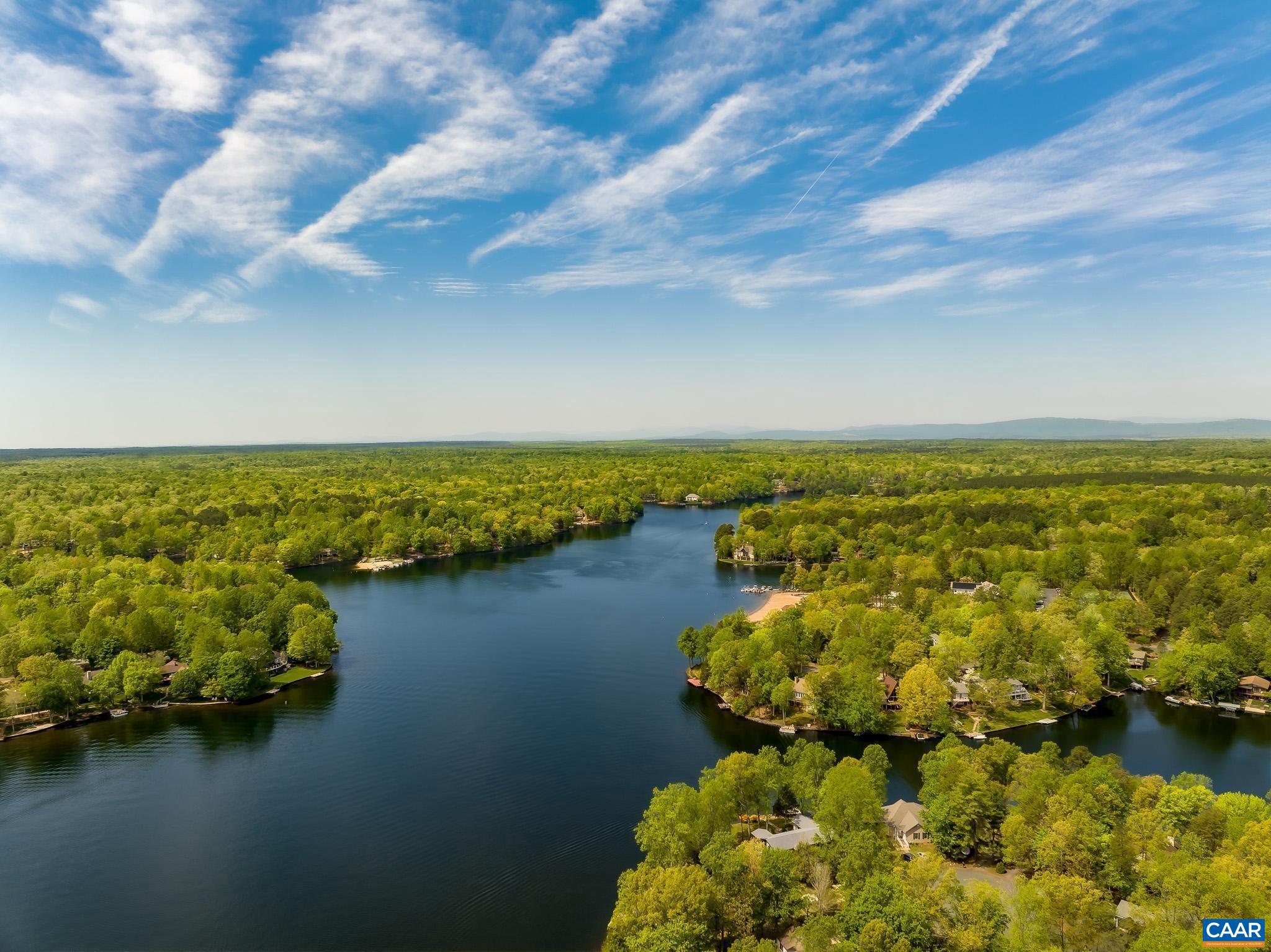 LAKE MONTICELLO - Residential