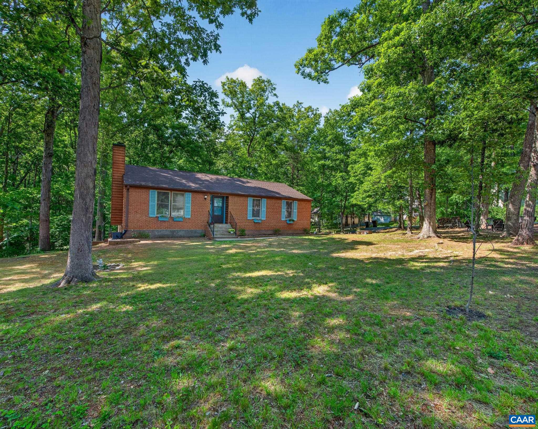 LAKE MONTICELLO - Residential
