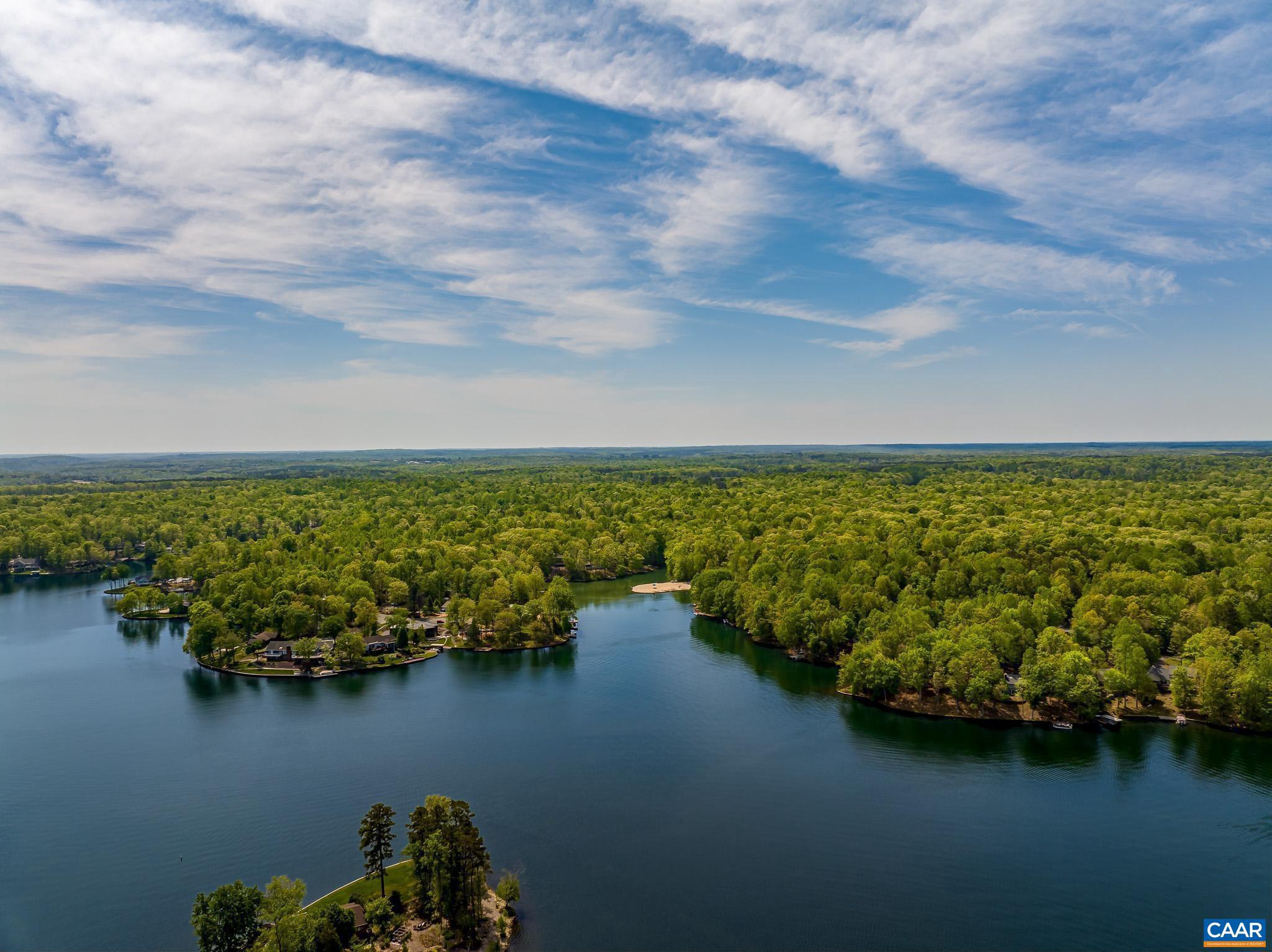 LAKE MONTICELLO - Residential