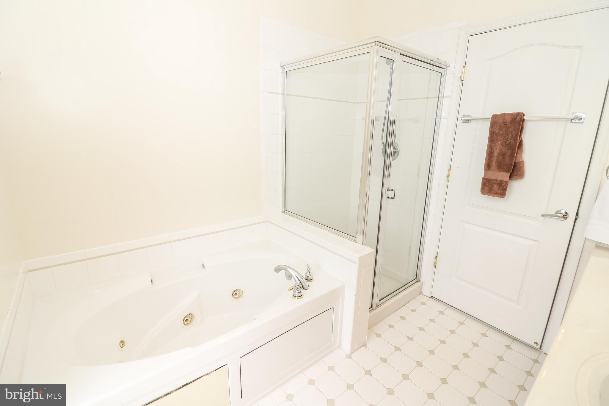 MADISON PARK AT WEST MARKET - Residential Lease