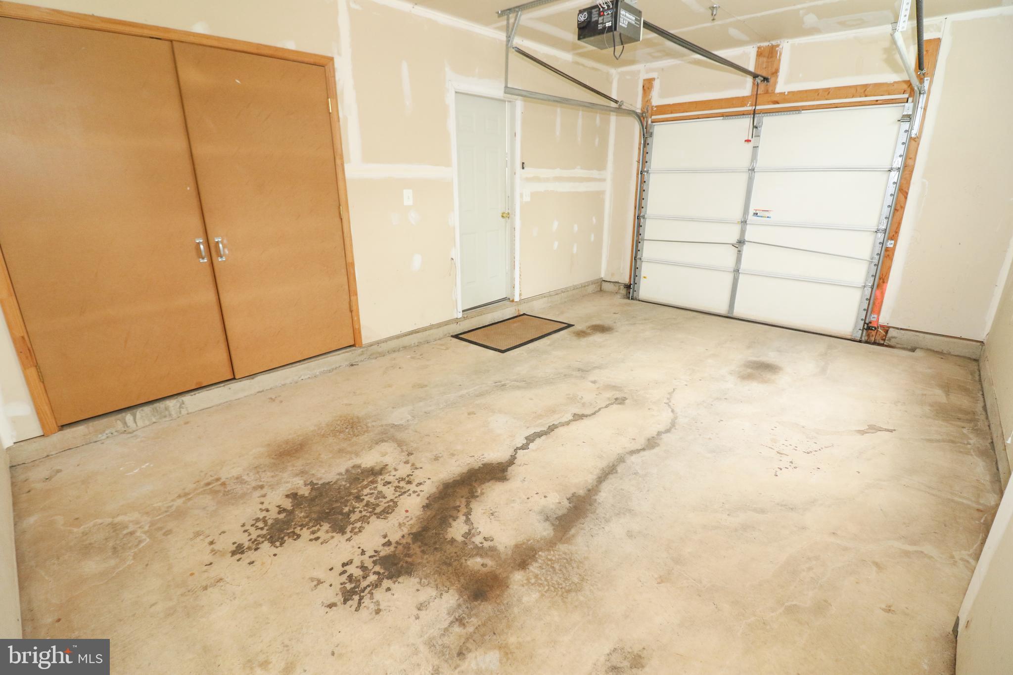 MADISON PARK AT WEST MARKET - Residential Lease