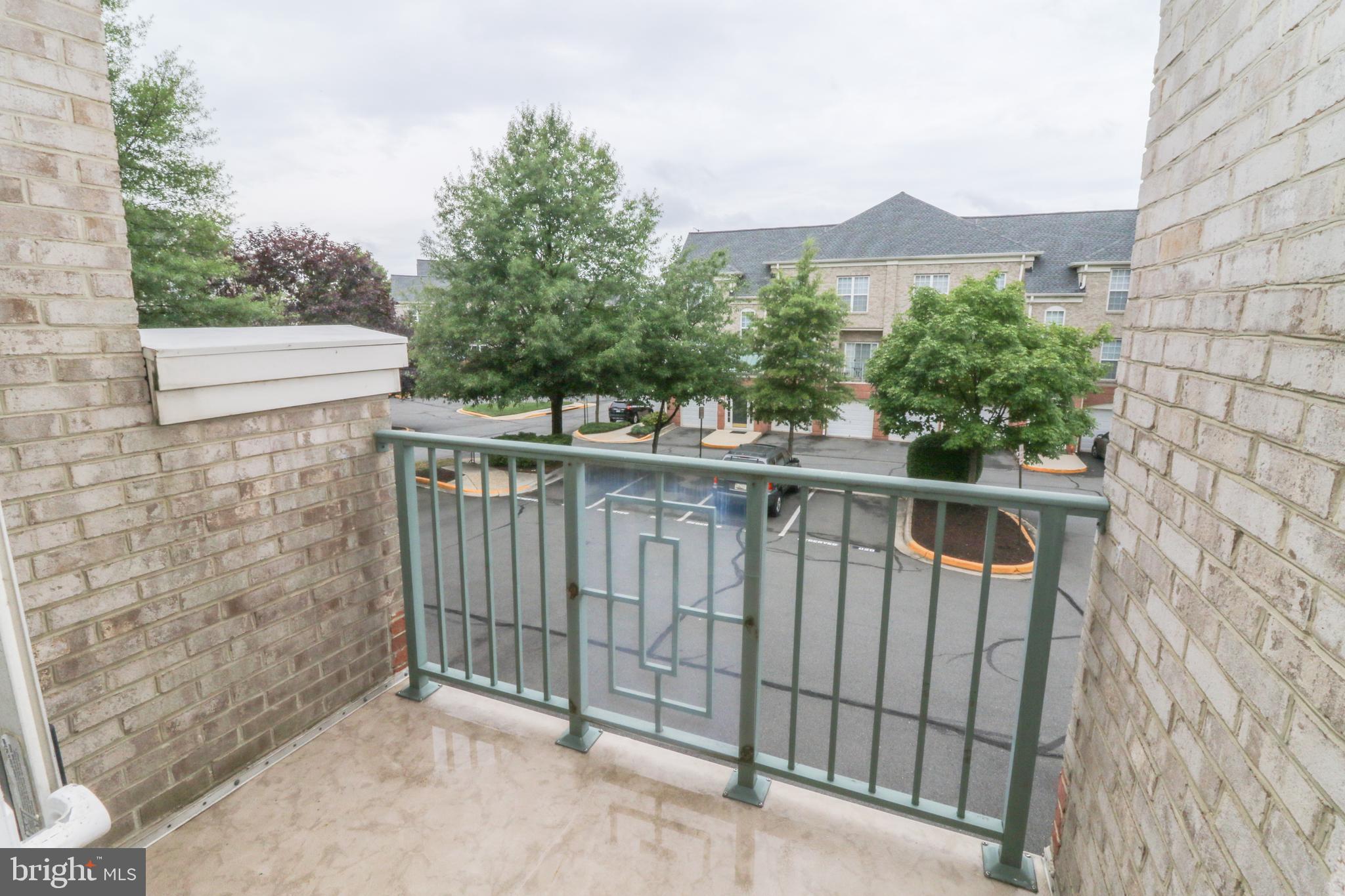 MADISON PARK AT WEST MARKET - Residential Lease