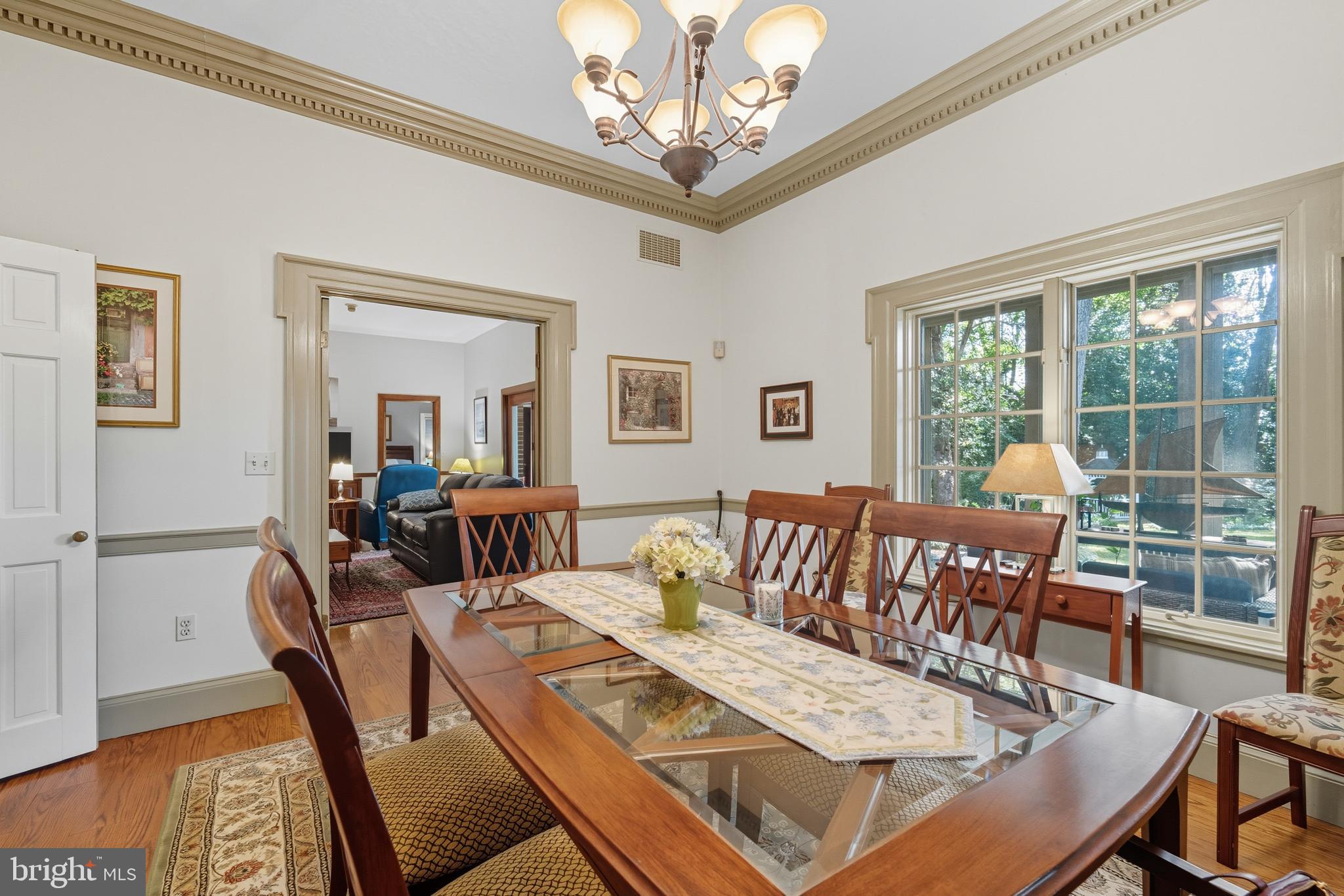 KENTMORE PARK - Residential