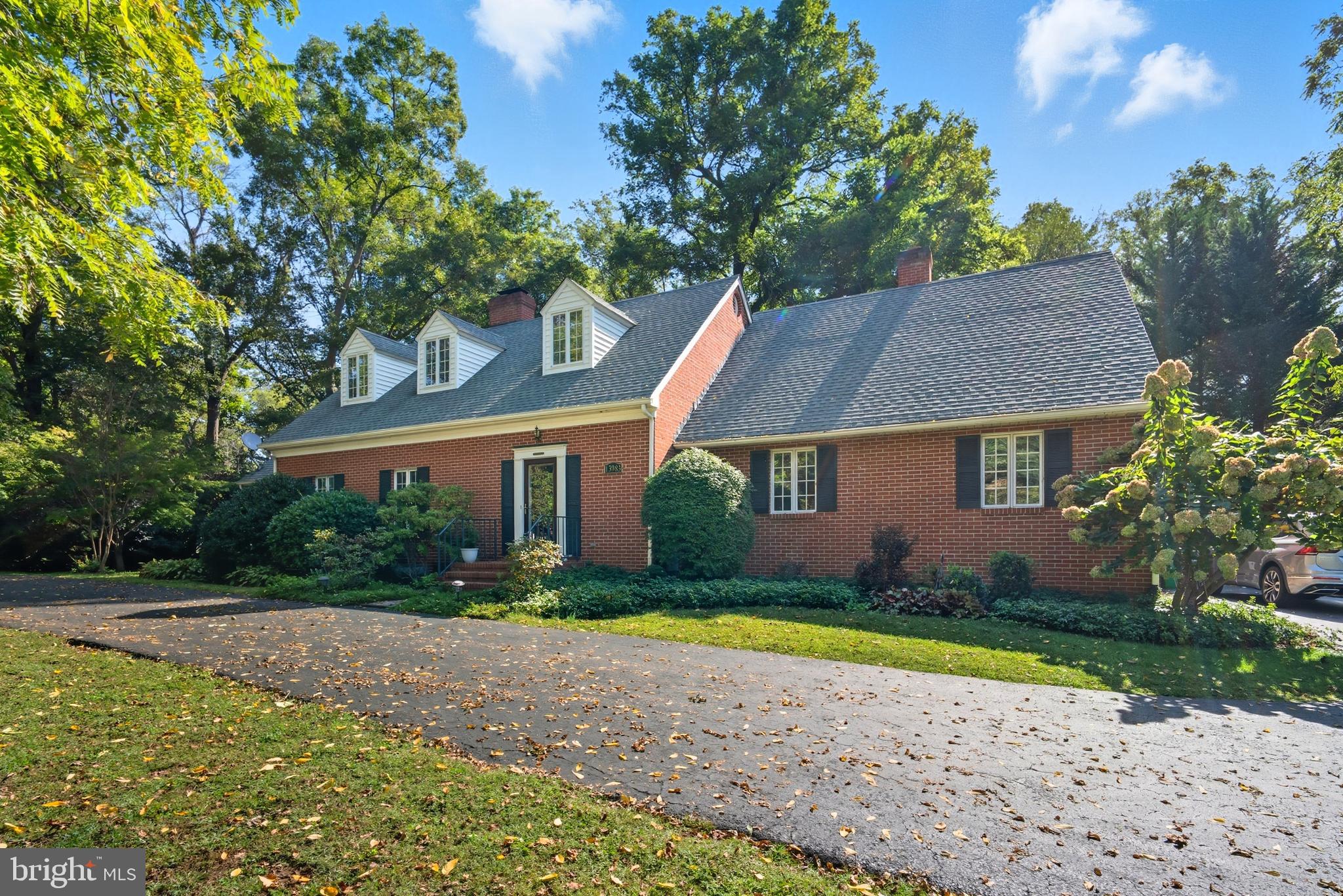 KENTMORE PARK - Residential