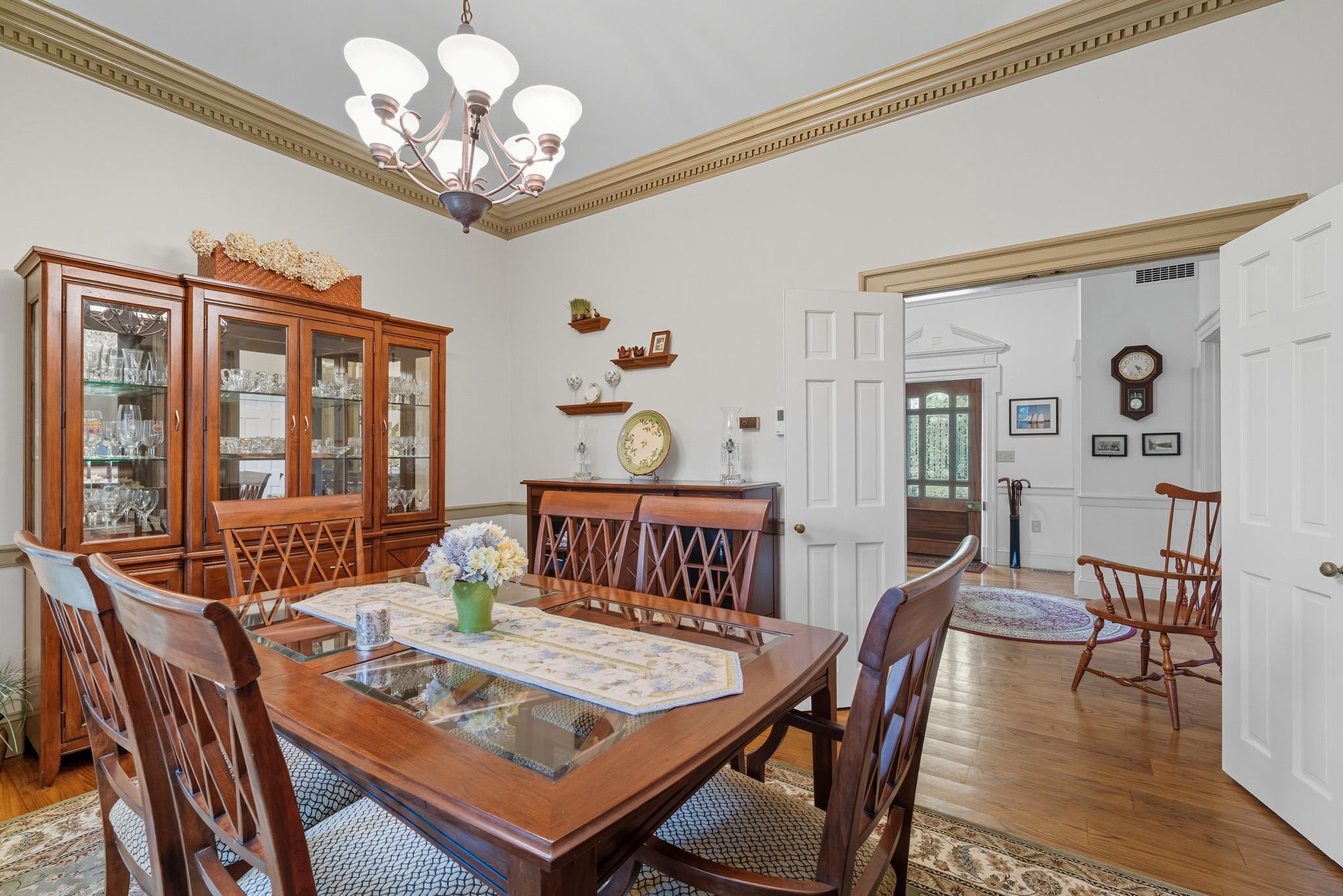 KENTMORE PARK - Residential