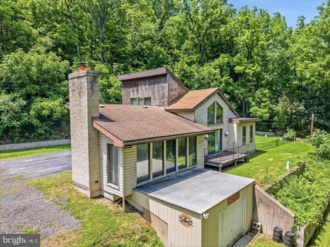 Homes For Sale - 5340 2nd Street<br/> WHITEHALL, PA 18052