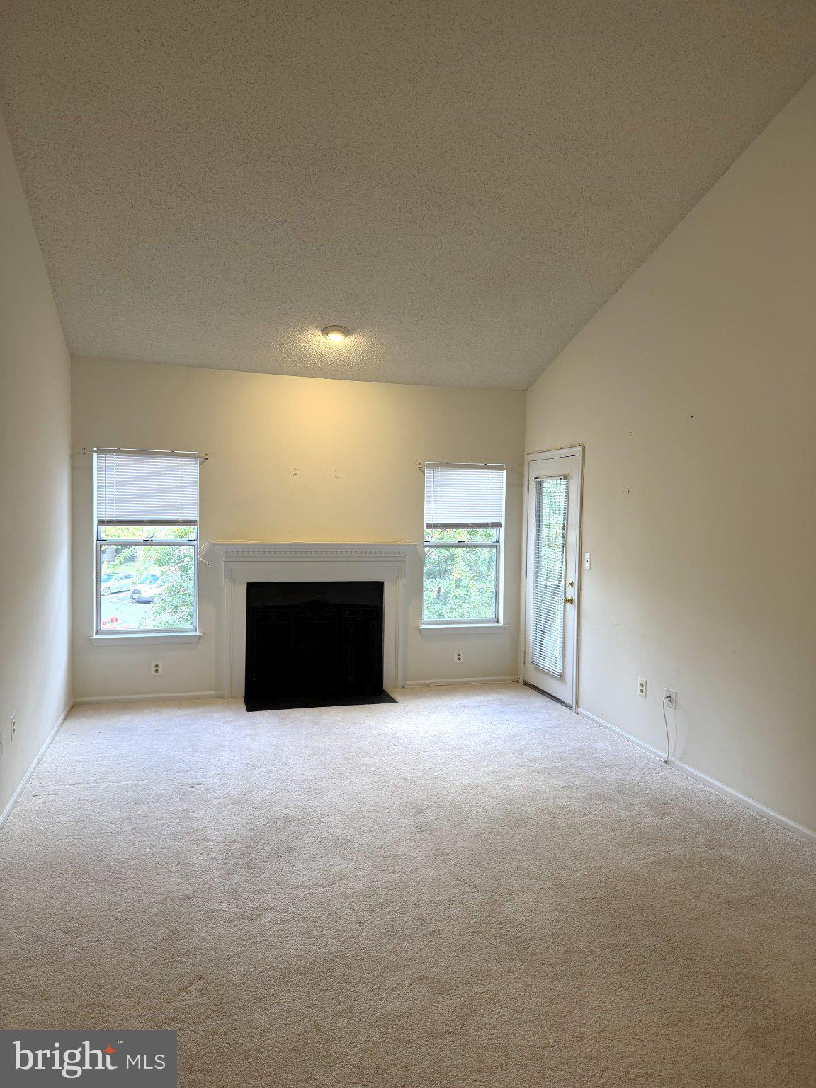 14321 CLIMBING ROSE WAY 302