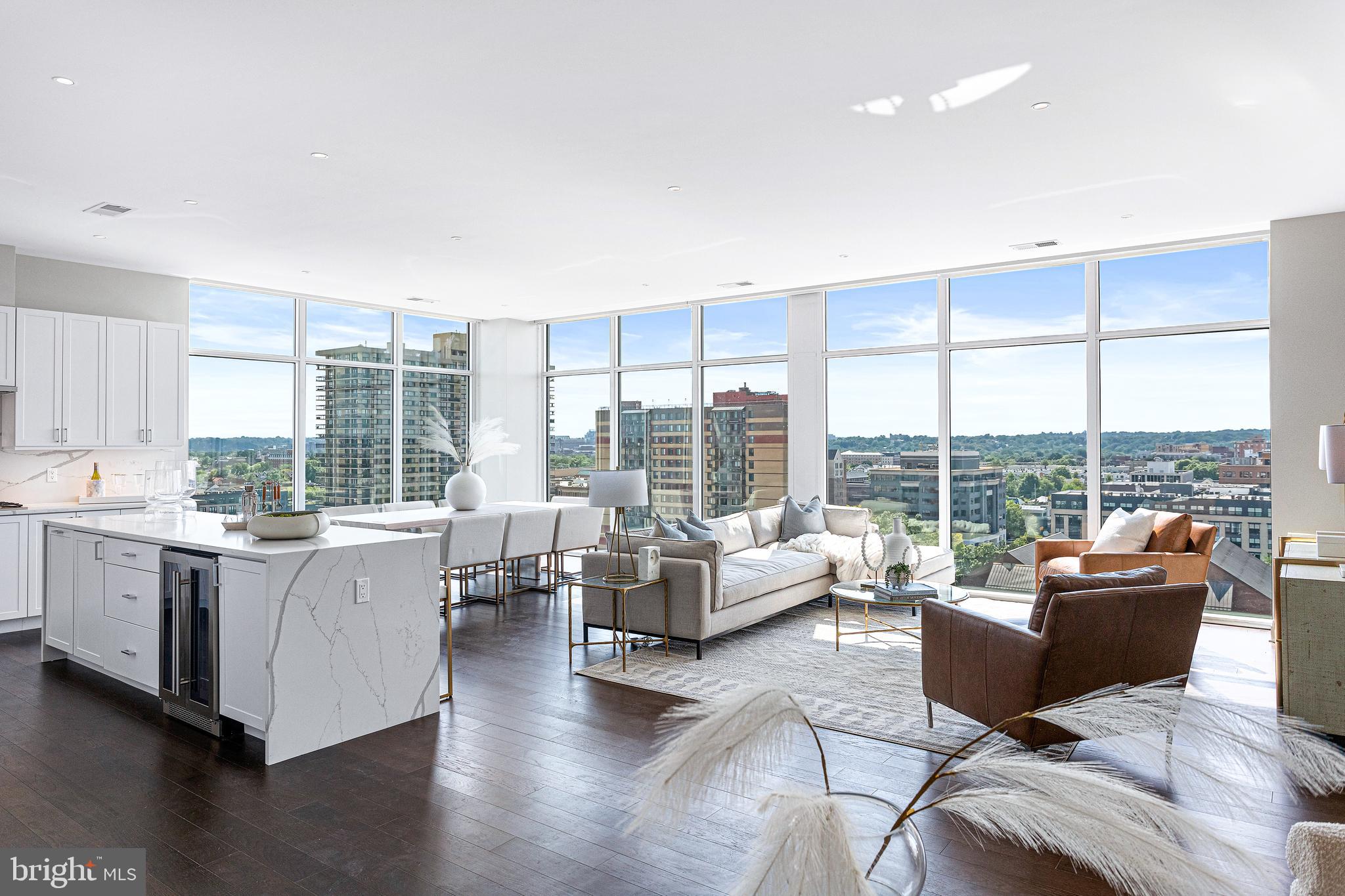 OLD TOWN ALEXANDRIA - Residential