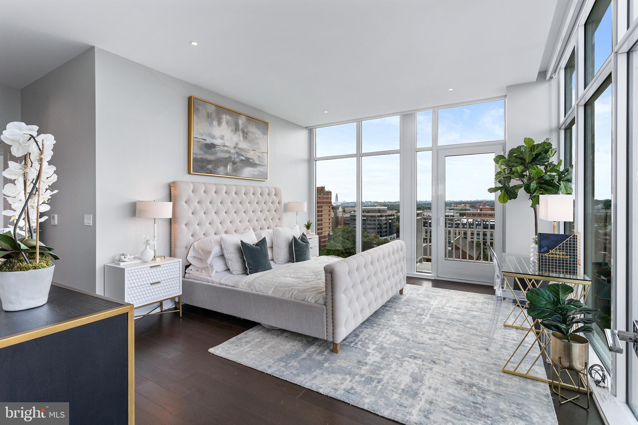 OLD TOWN ALEXANDRIA - Residential