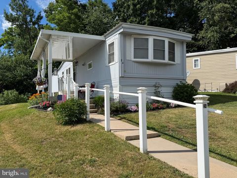 Mobile Home For Sale - 472 S Lancaster St St #24<br/> LEBANON, PA 17046