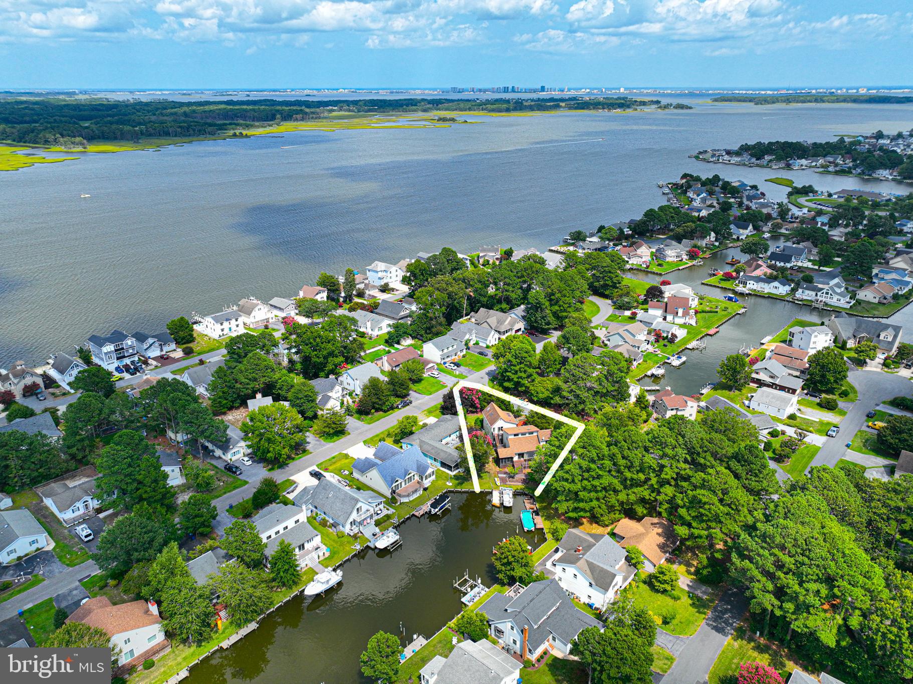 2 WINDJAMMER ROAD