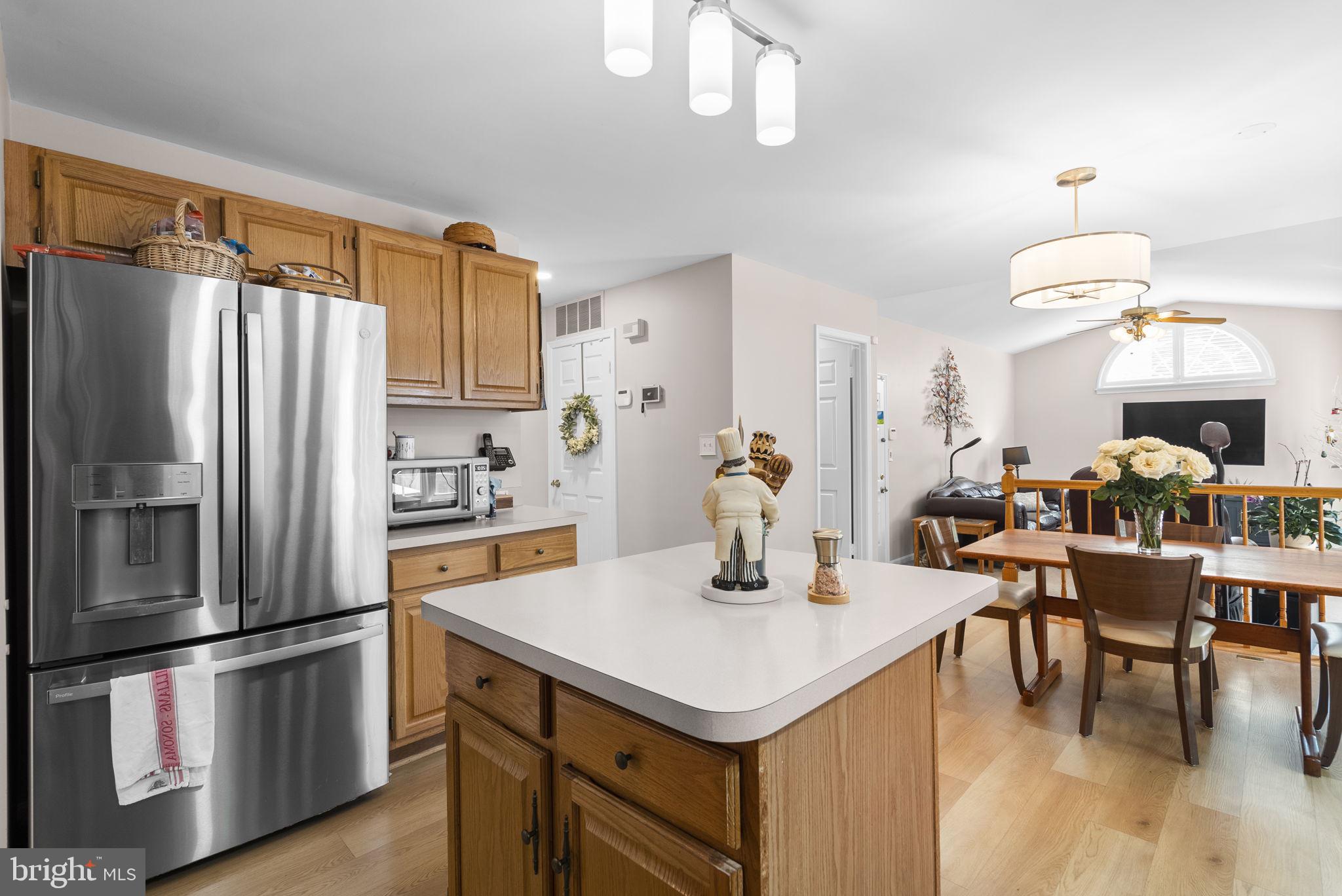 OLD STAGE KNOLLS - Residential