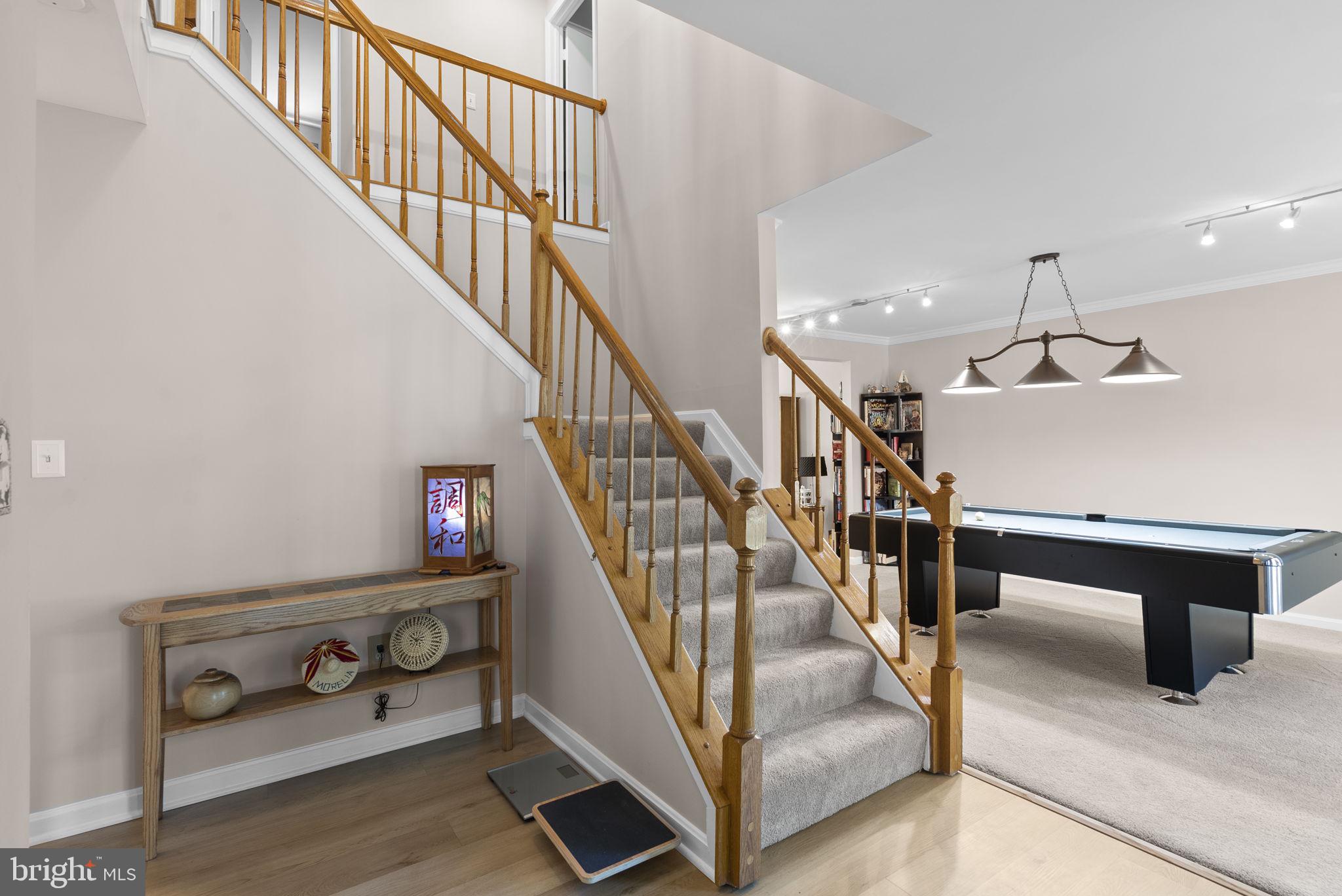 OLD STAGE KNOLLS - Residential