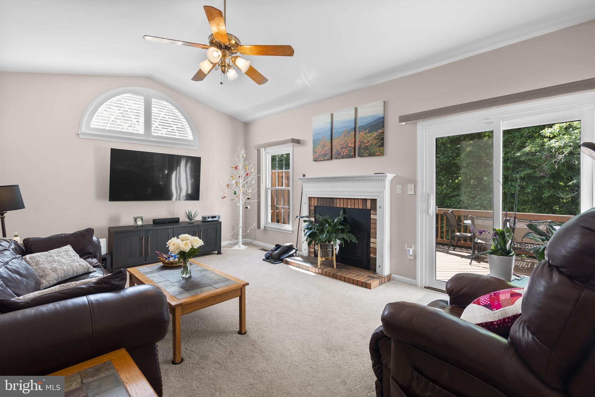 OLD STAGE KNOLLS - Residential