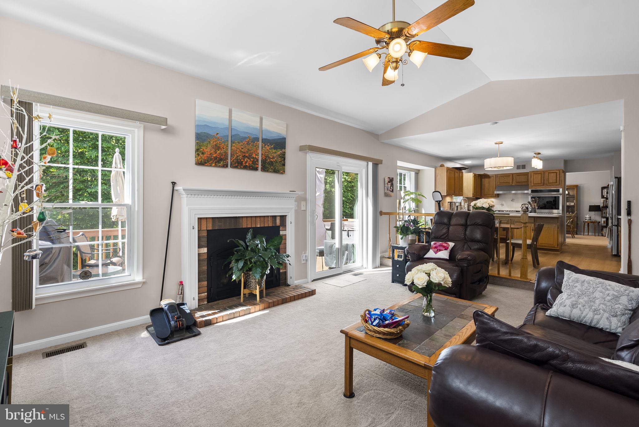 OLD STAGE KNOLLS - Residential