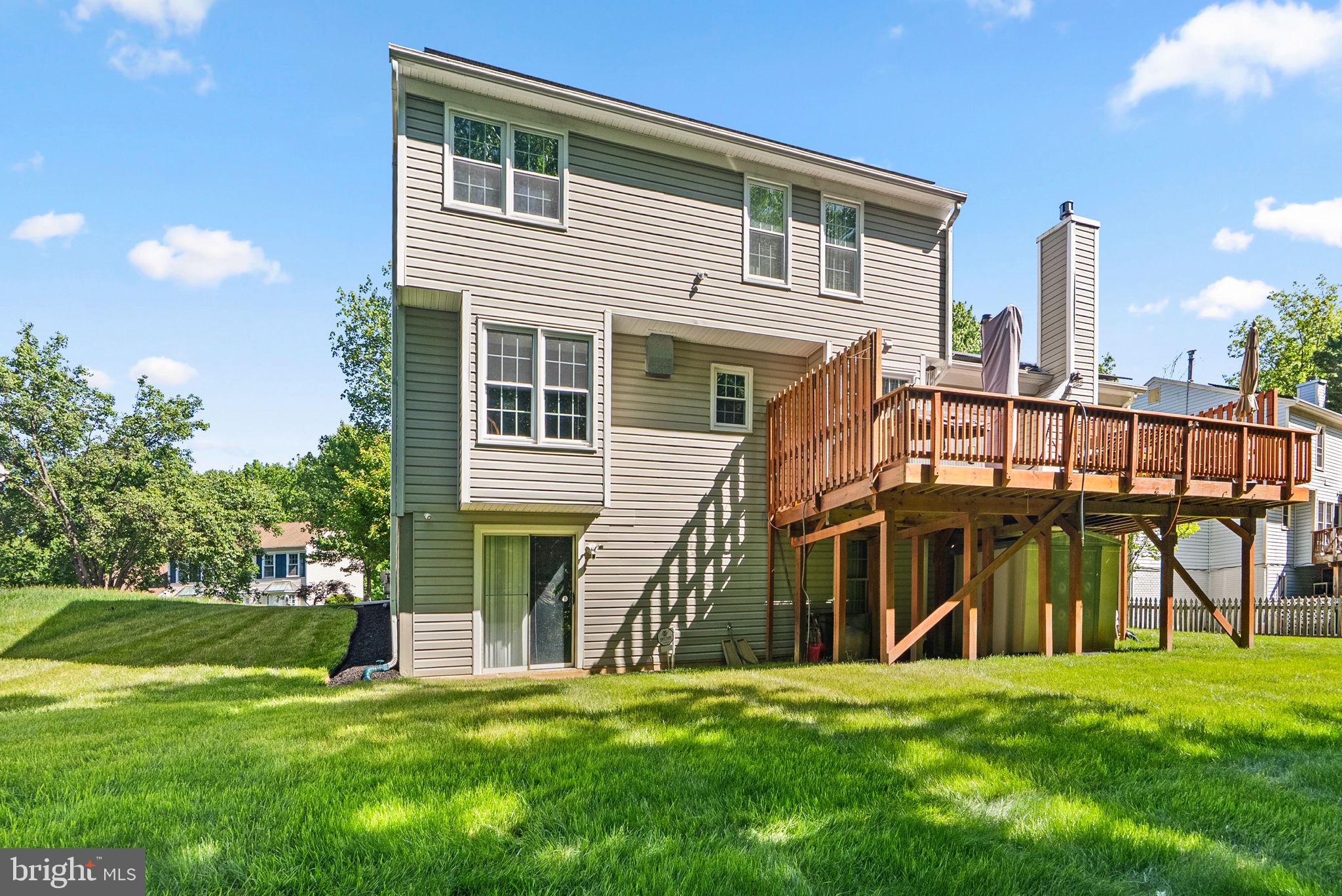 OLD STAGE KNOLLS - Residential