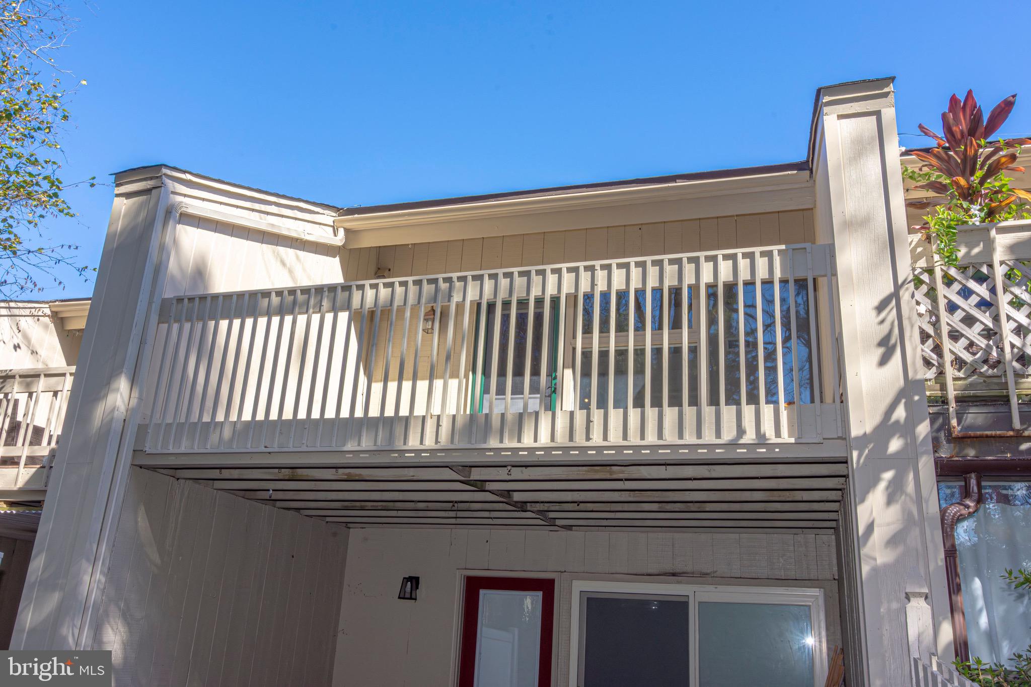 VILLAGE II - Residential Lease