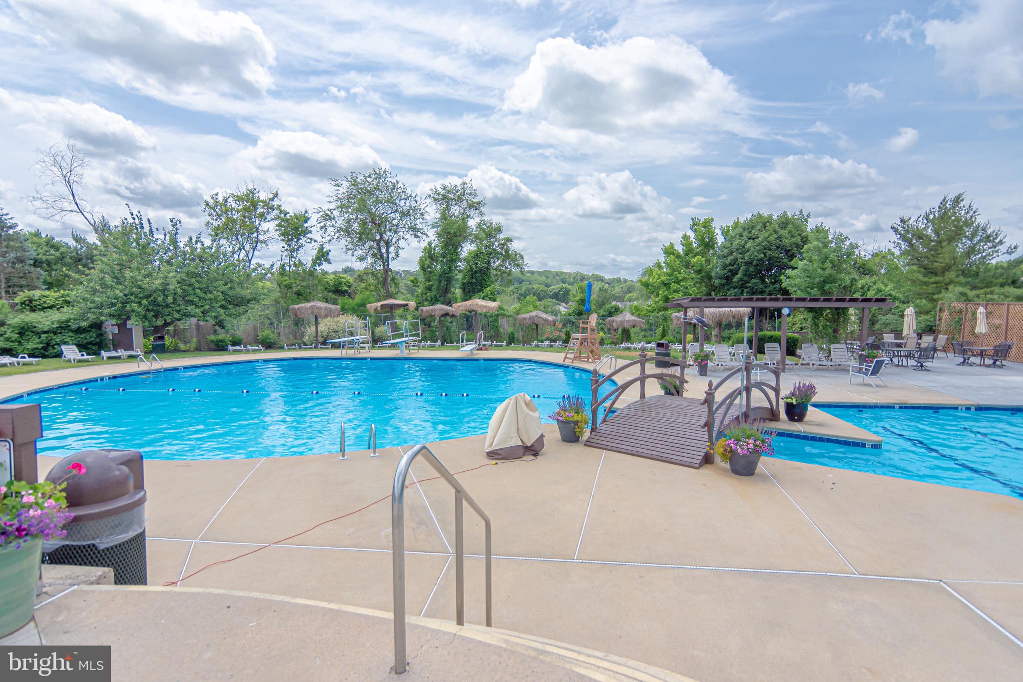 VILLAGE II - Residential Lease