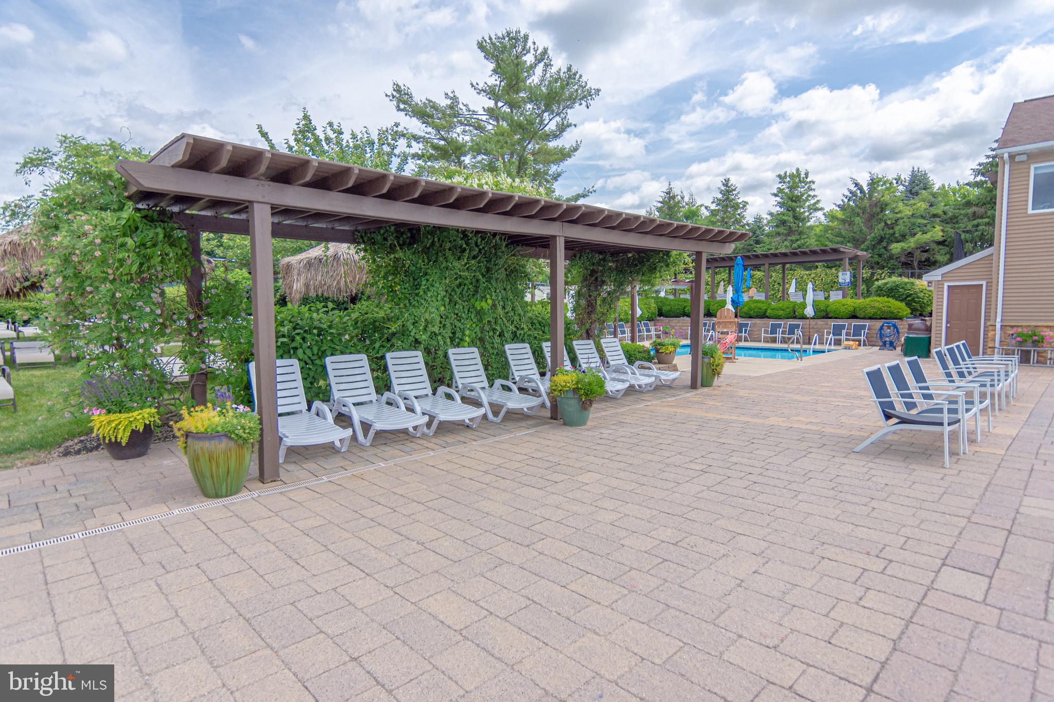 VILLAGE II - Residential Lease