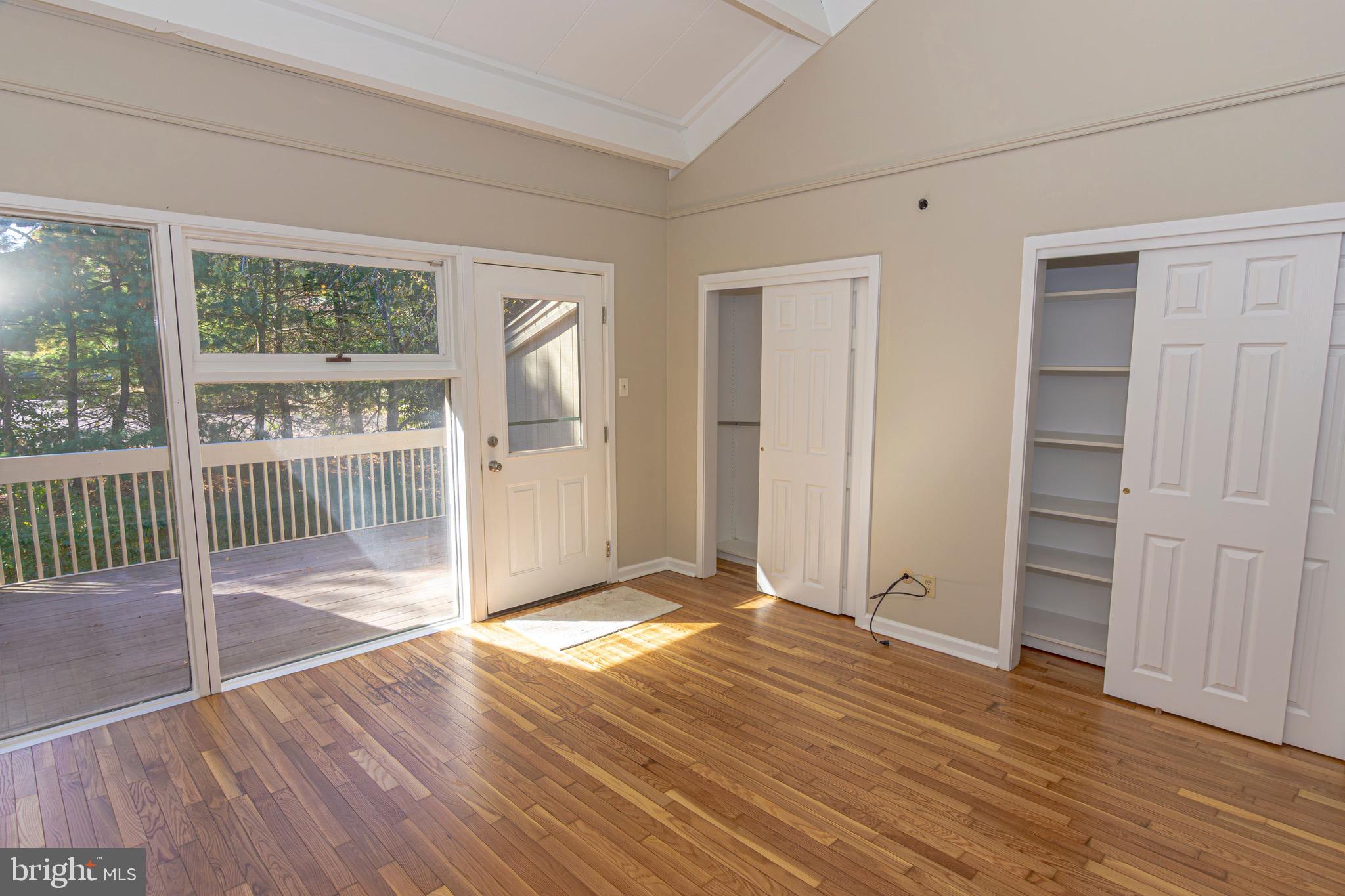 VILLAGE II - Residential Lease