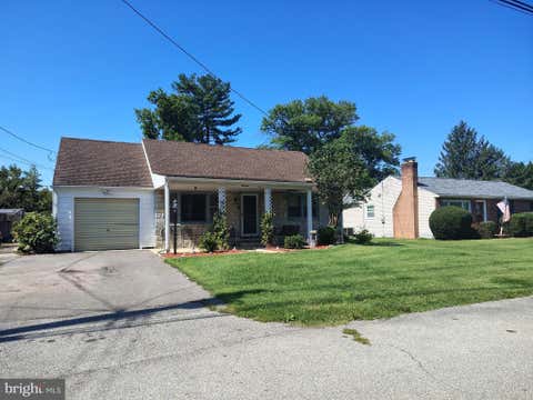 Photo of 13 Haywood Circle, HAGERSTOWN, MD 21740 (MLS # MDWA2039384)