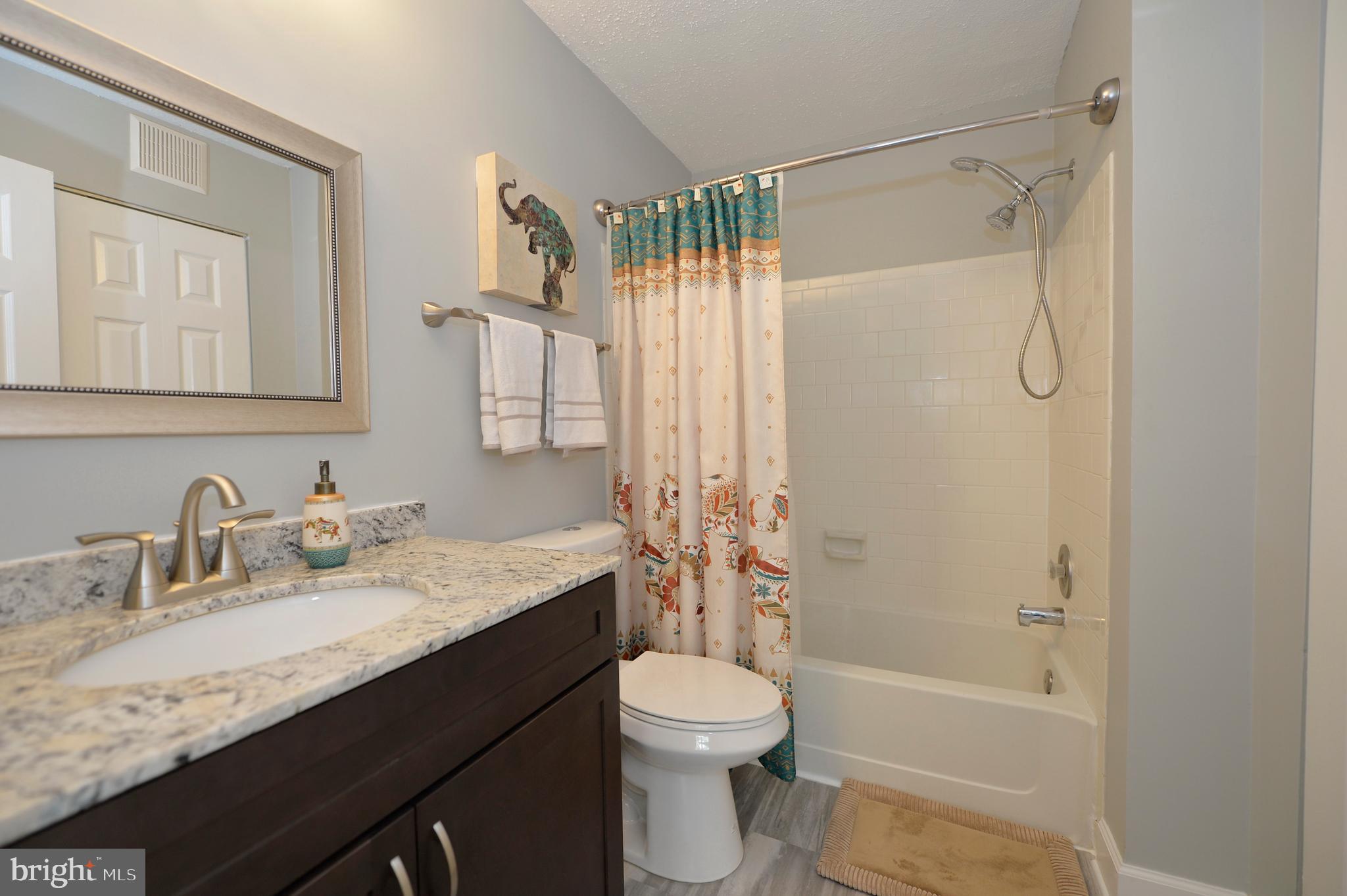 FOX CHAPEL AT TUDOR KNOLLS - Residential Lease